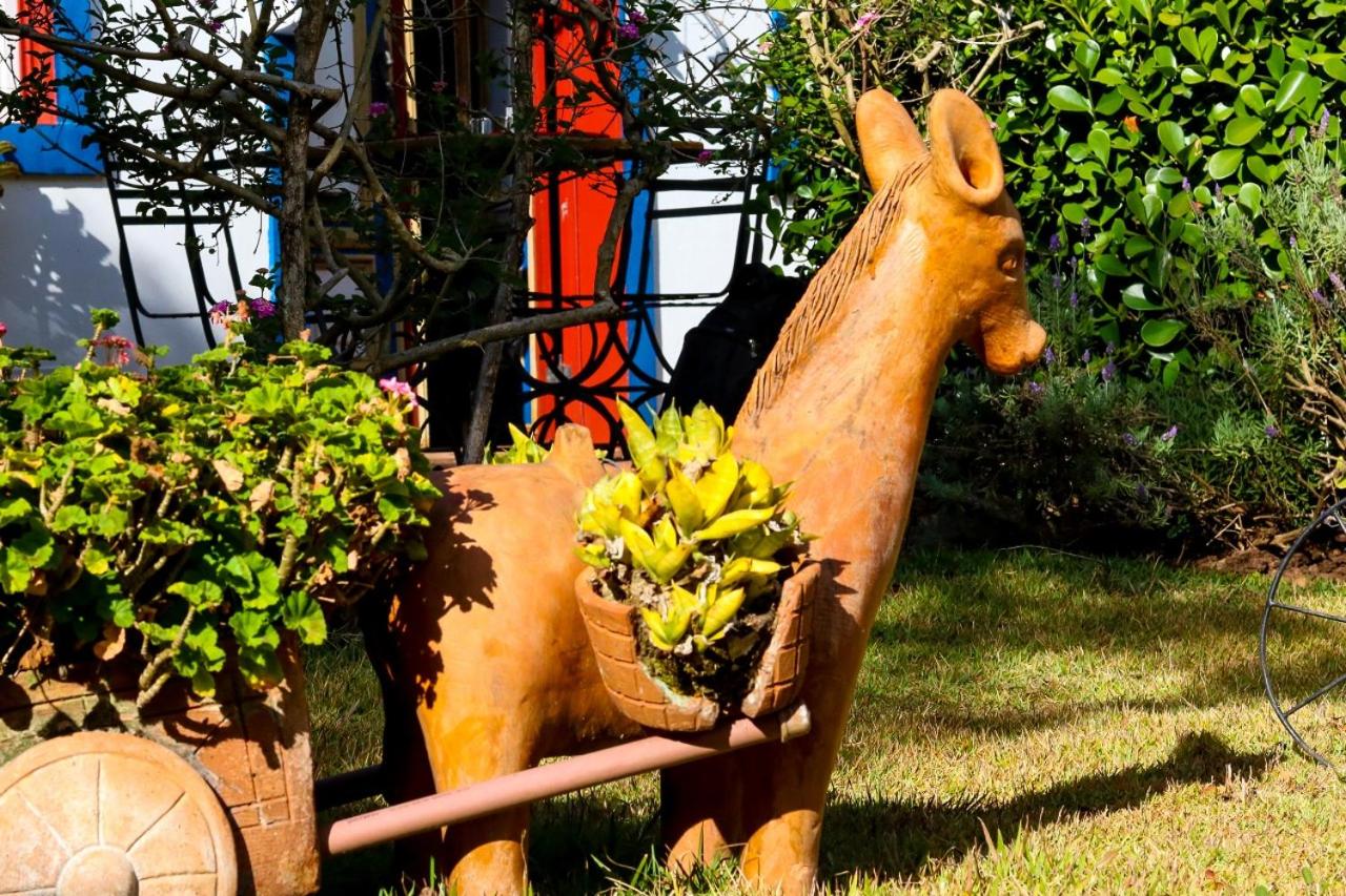 Araújo Bazilio Pousada Tiradentes