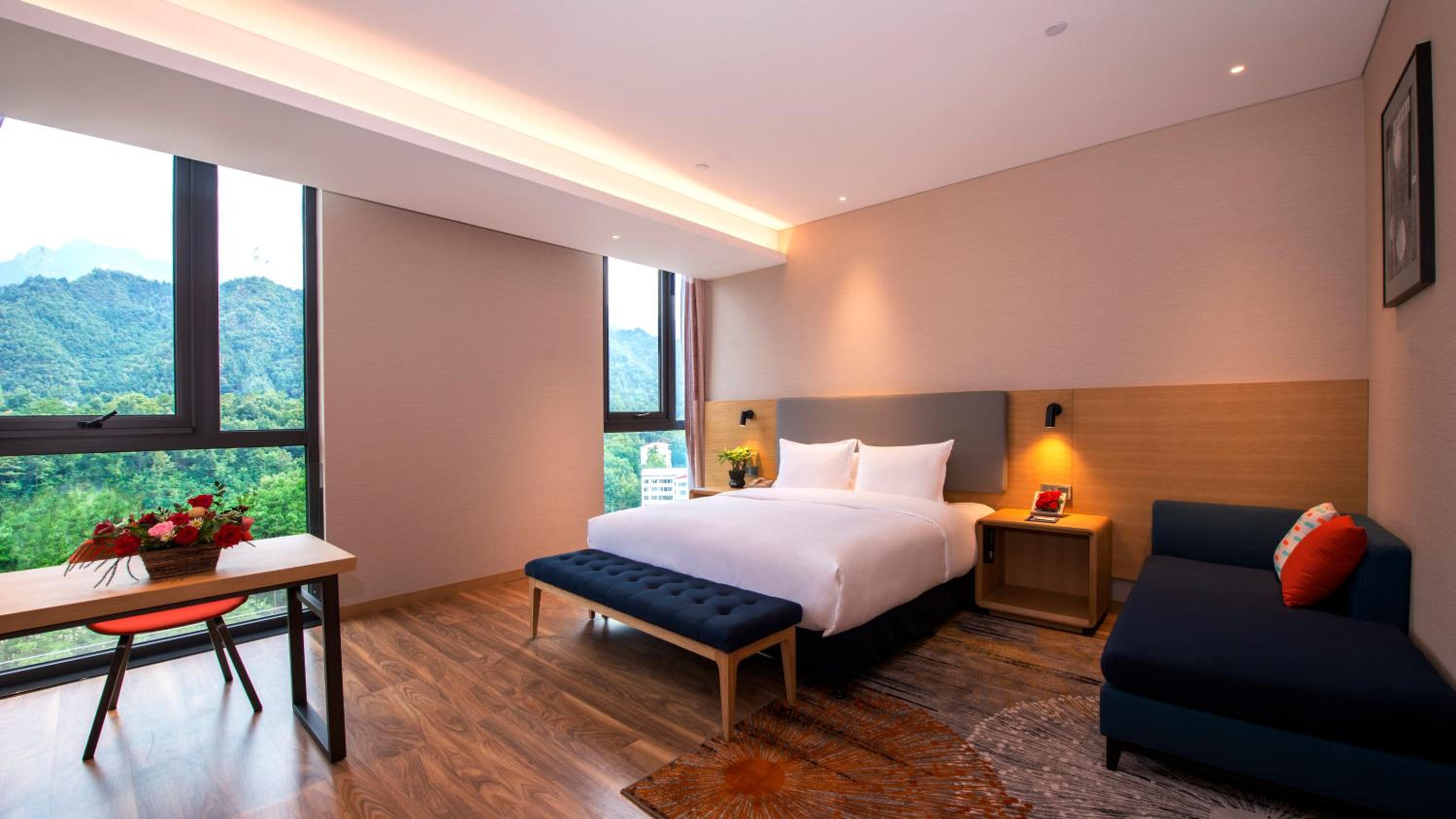 Holiday Inn Express Luanchuan by IHG