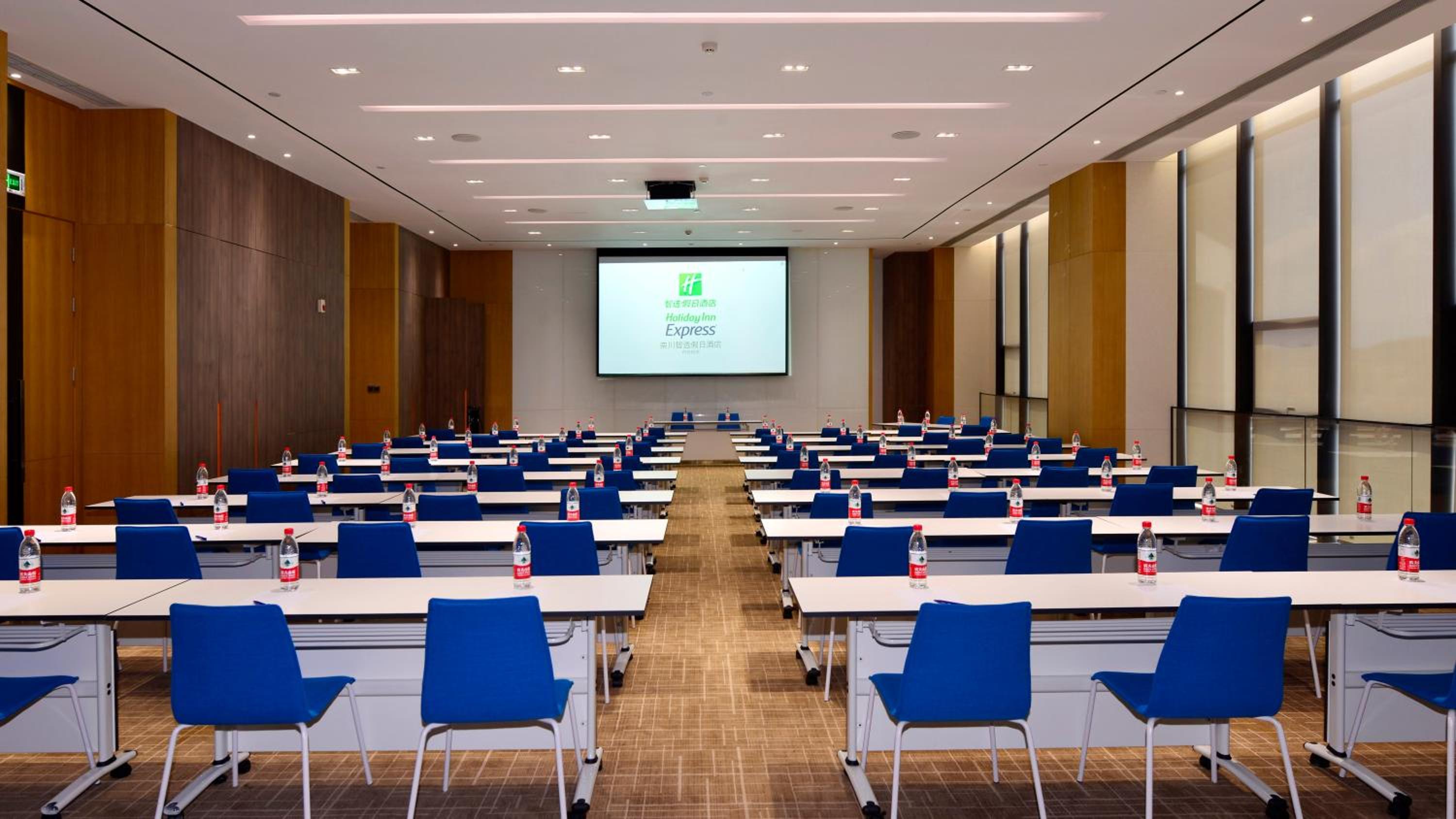 Holiday Inn Express Luanchuan by IHG