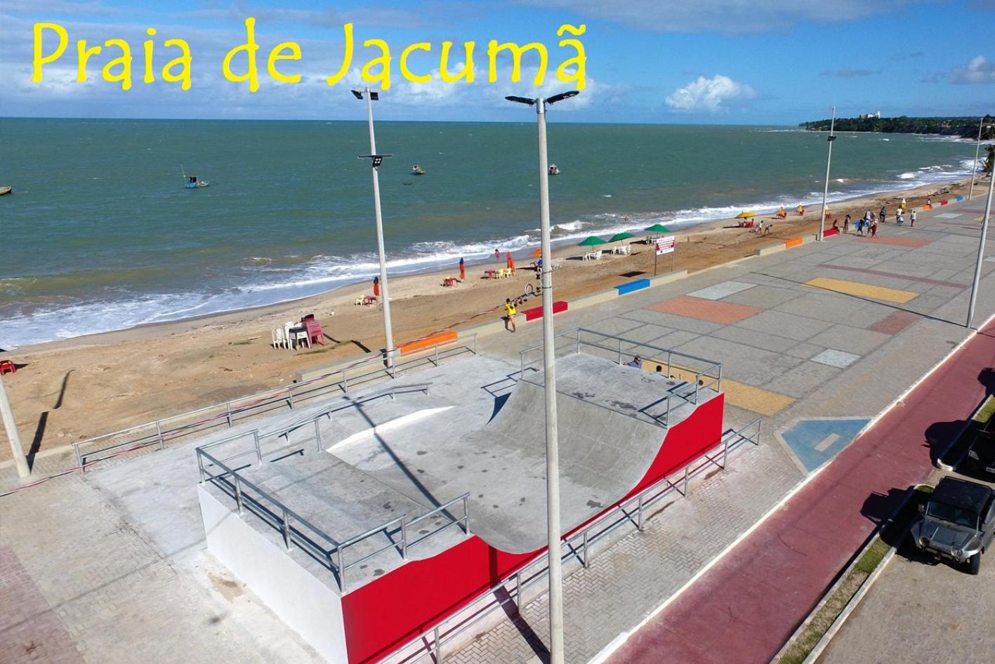 Casa em Jacumã com piscina e vista MAR