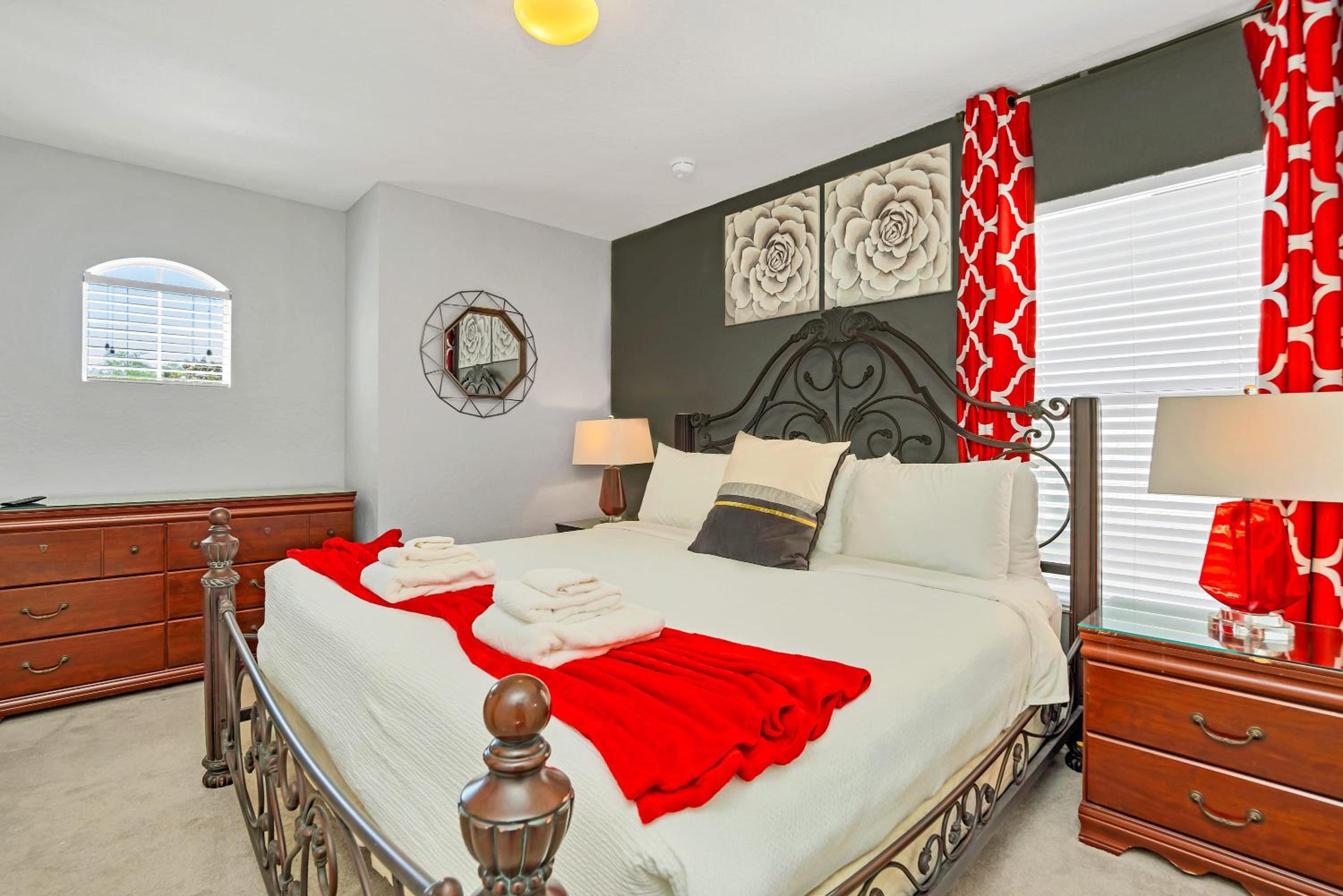 Windsor Hills 7723
