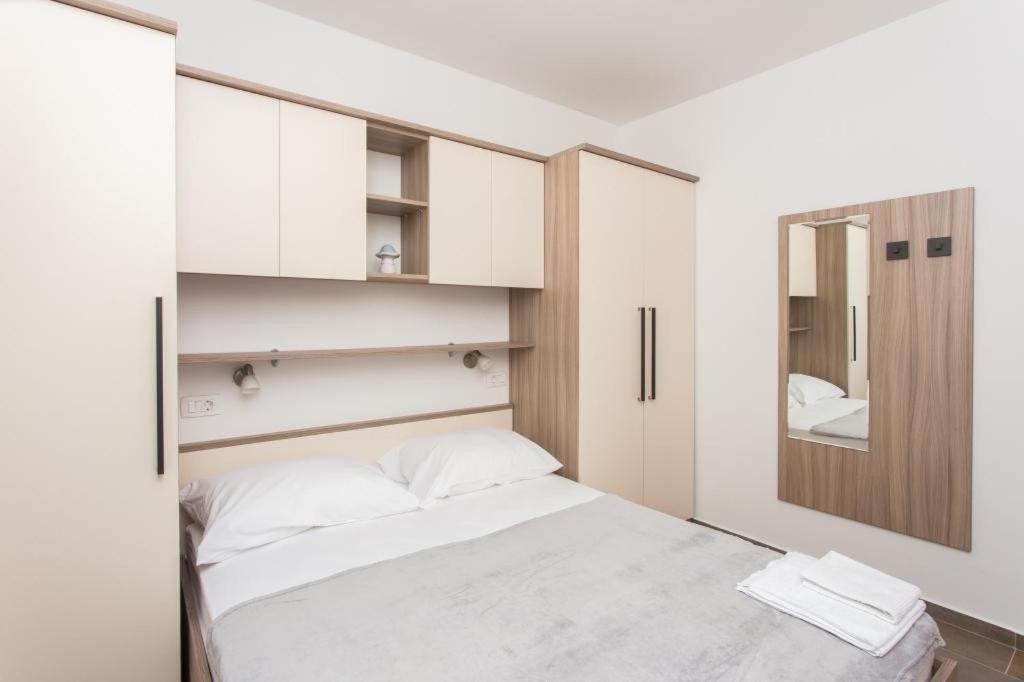 Dubrovnik Vacations - Apartments Villa Ari - Property Image 44