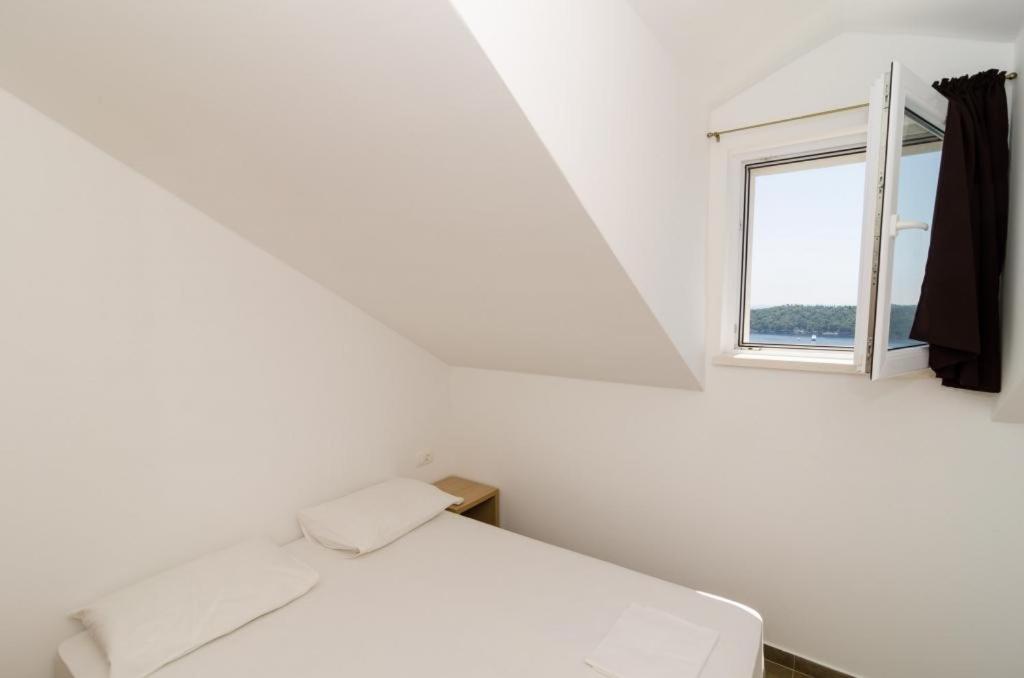 Dubrovnik Vacations - Apartments Villa Ari - Property Image 1