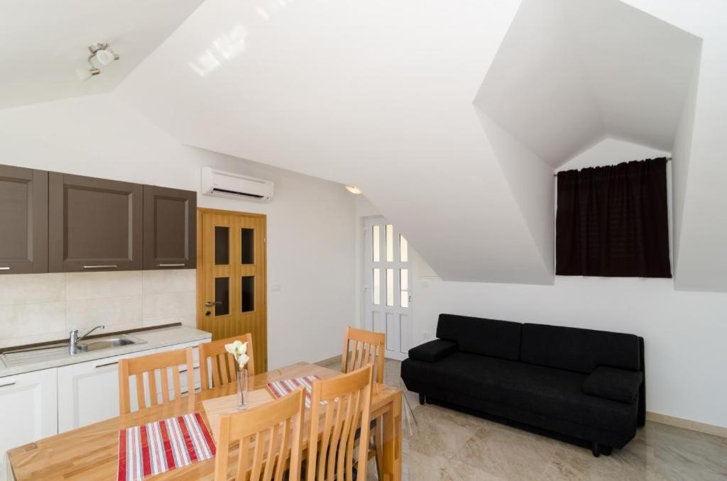 Dubrovnik Vacations - Apartments Villa Ari - Property Image 22