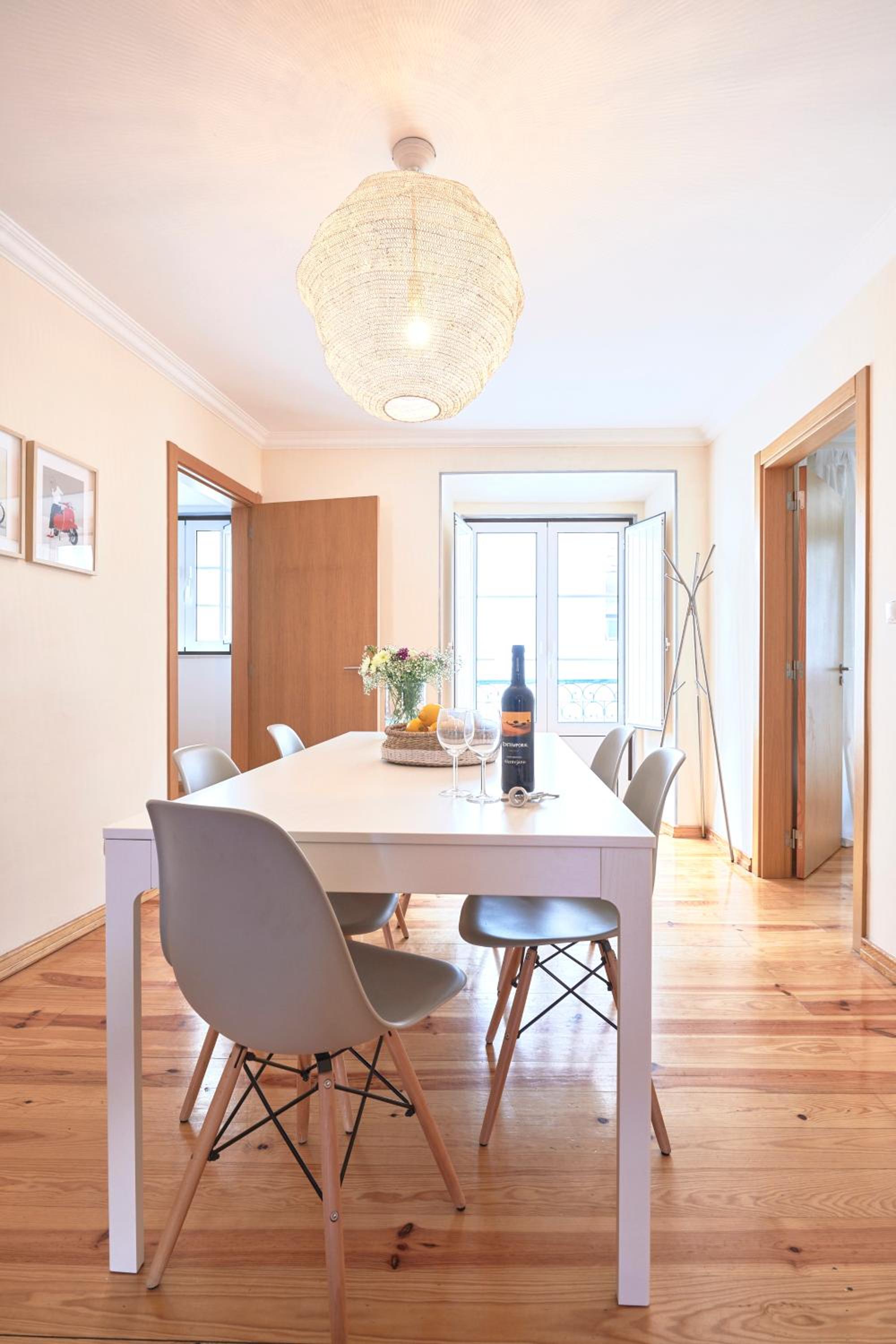Idyllic Lisbon Apartments With Amazing Courtyard, By TimeCooler