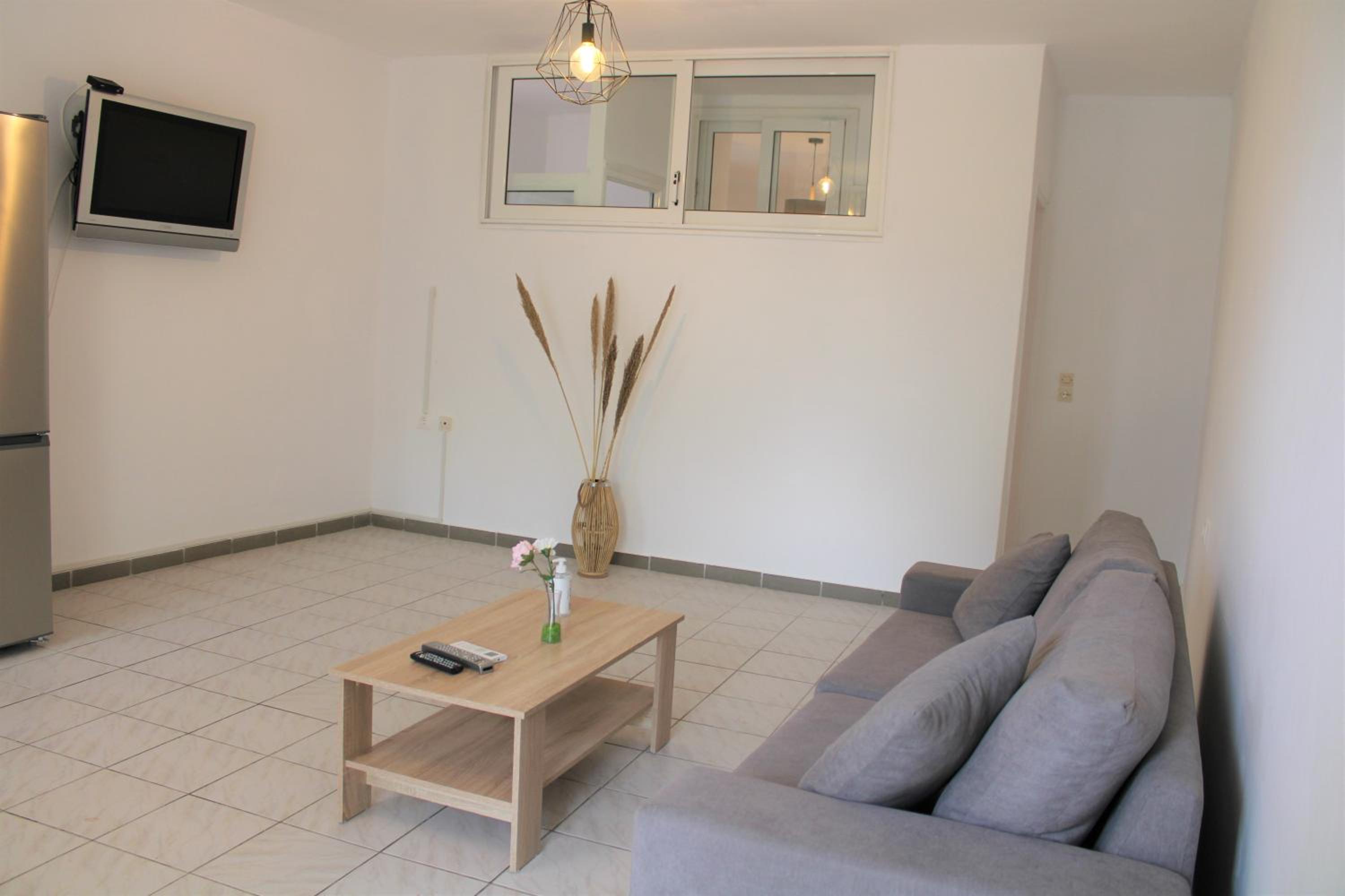 Kalamaki Plaza Apartments