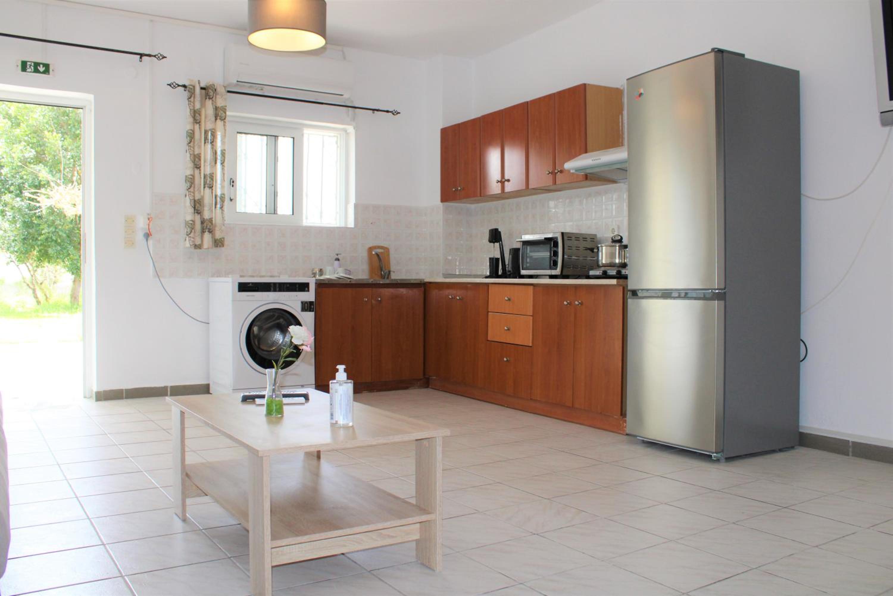 Kalamaki Plaza Apartments
