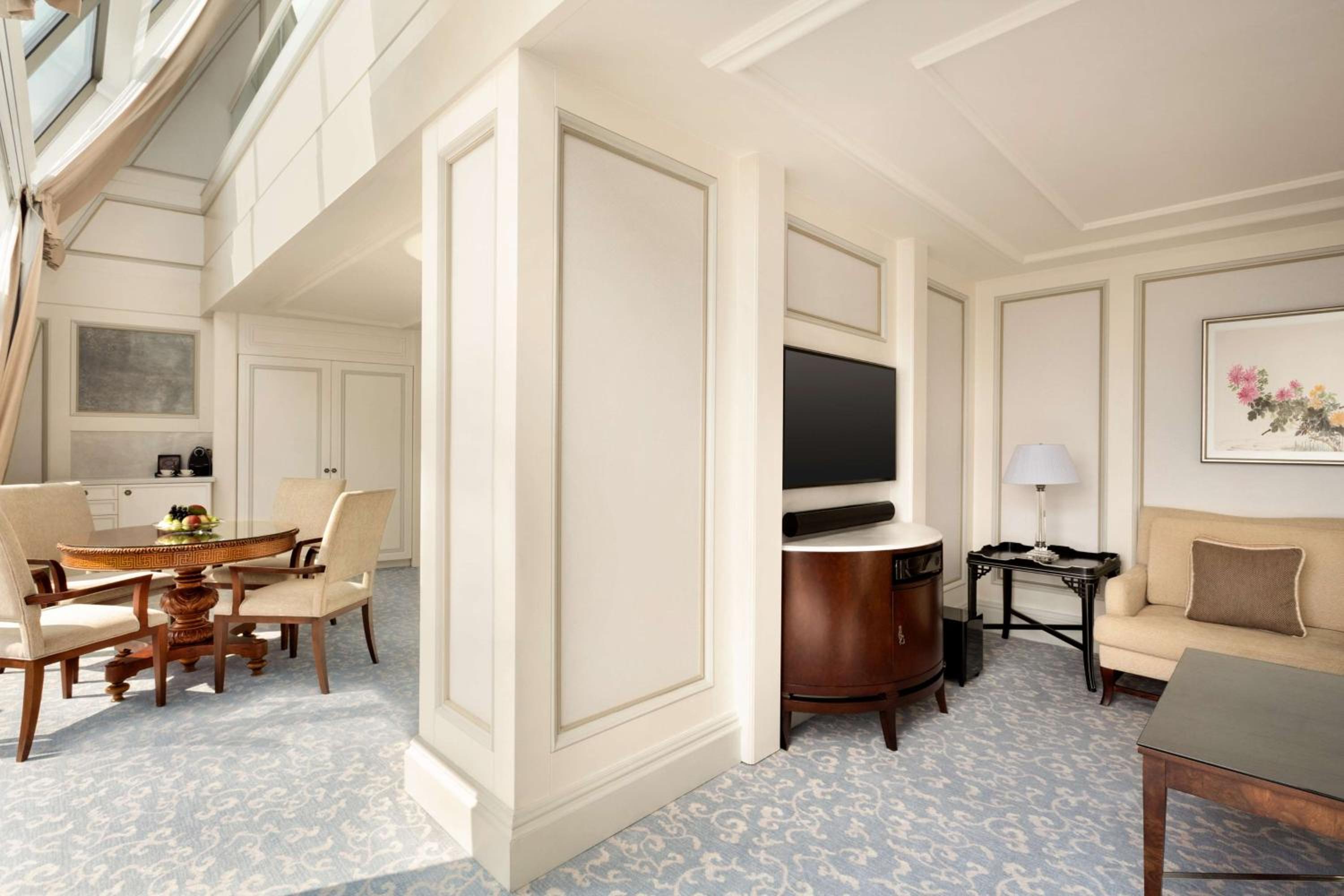 Shangri-La Bosphorus, Istanbul - Image 17