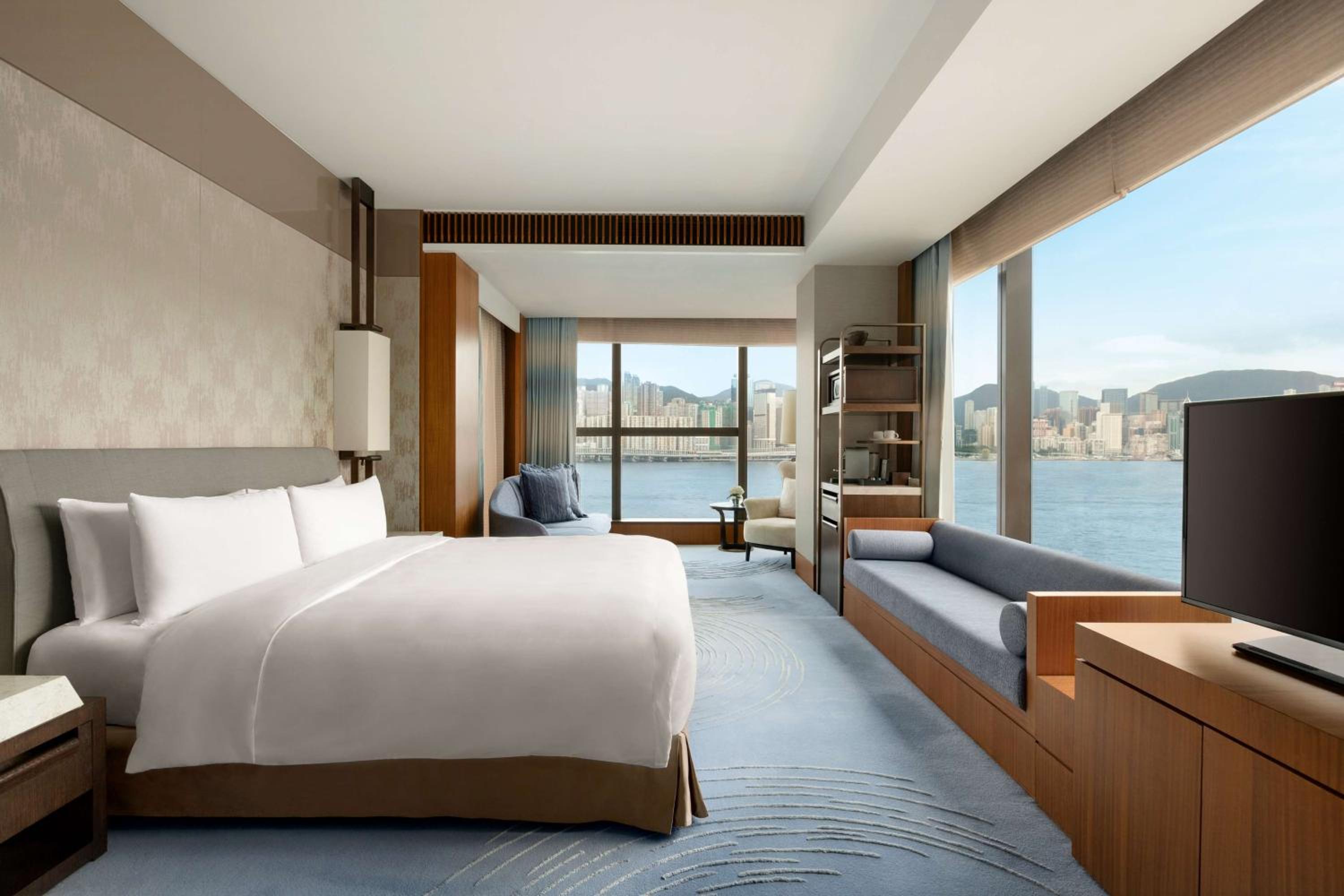 Kerry Hotel Hong Kong by Shangri-la