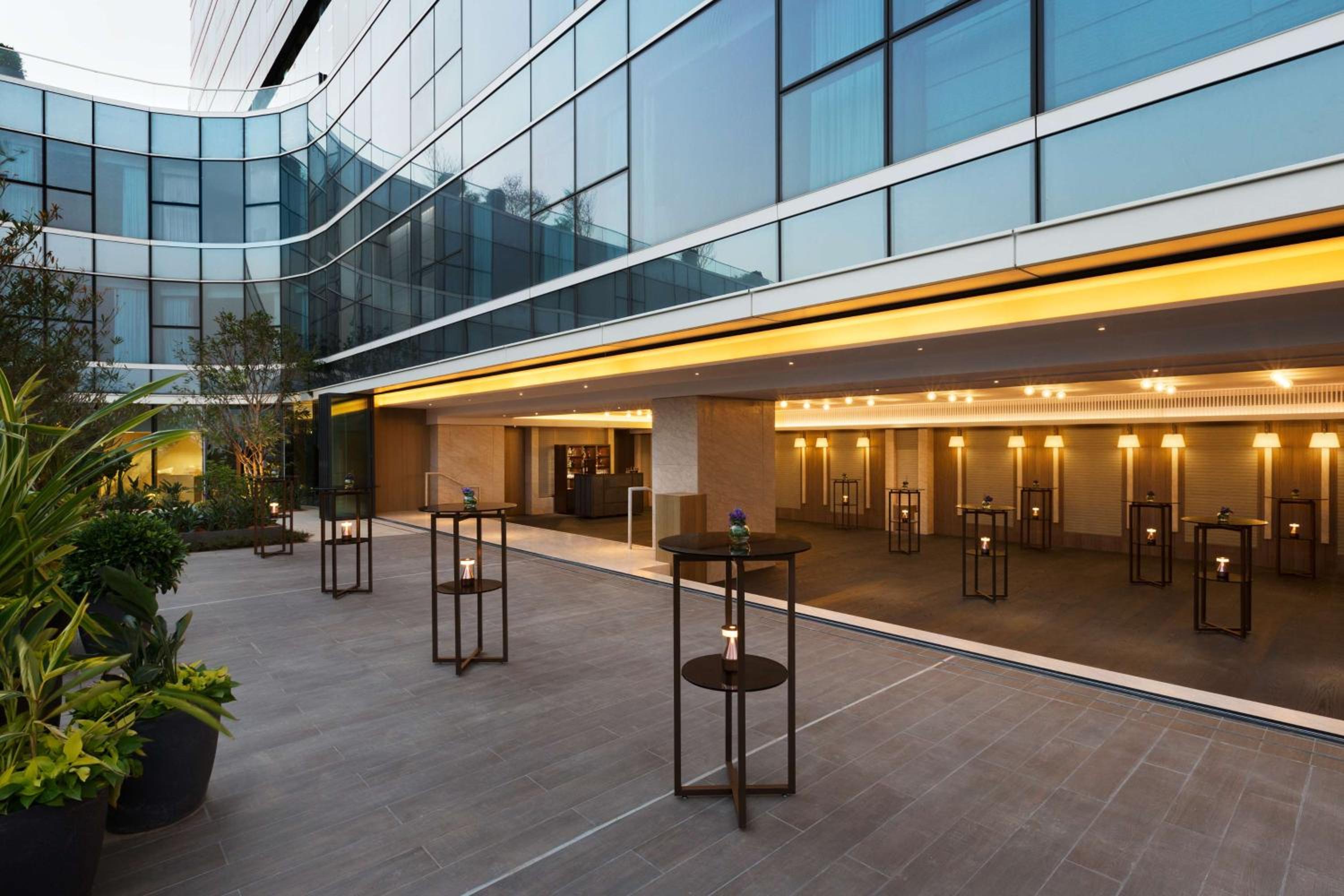 Kerry Hotel Hong Kong by Shangri-la