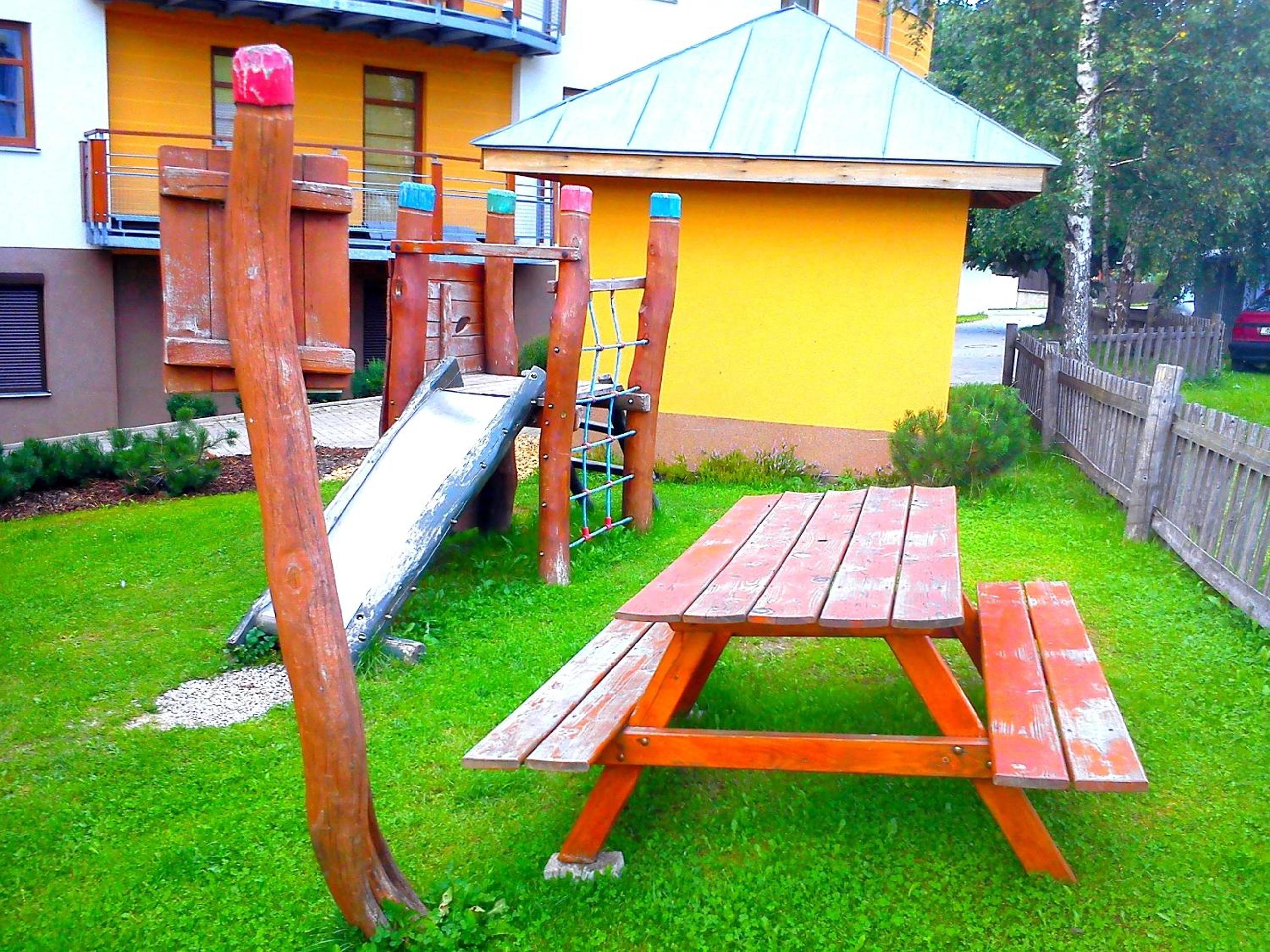 Photo 11