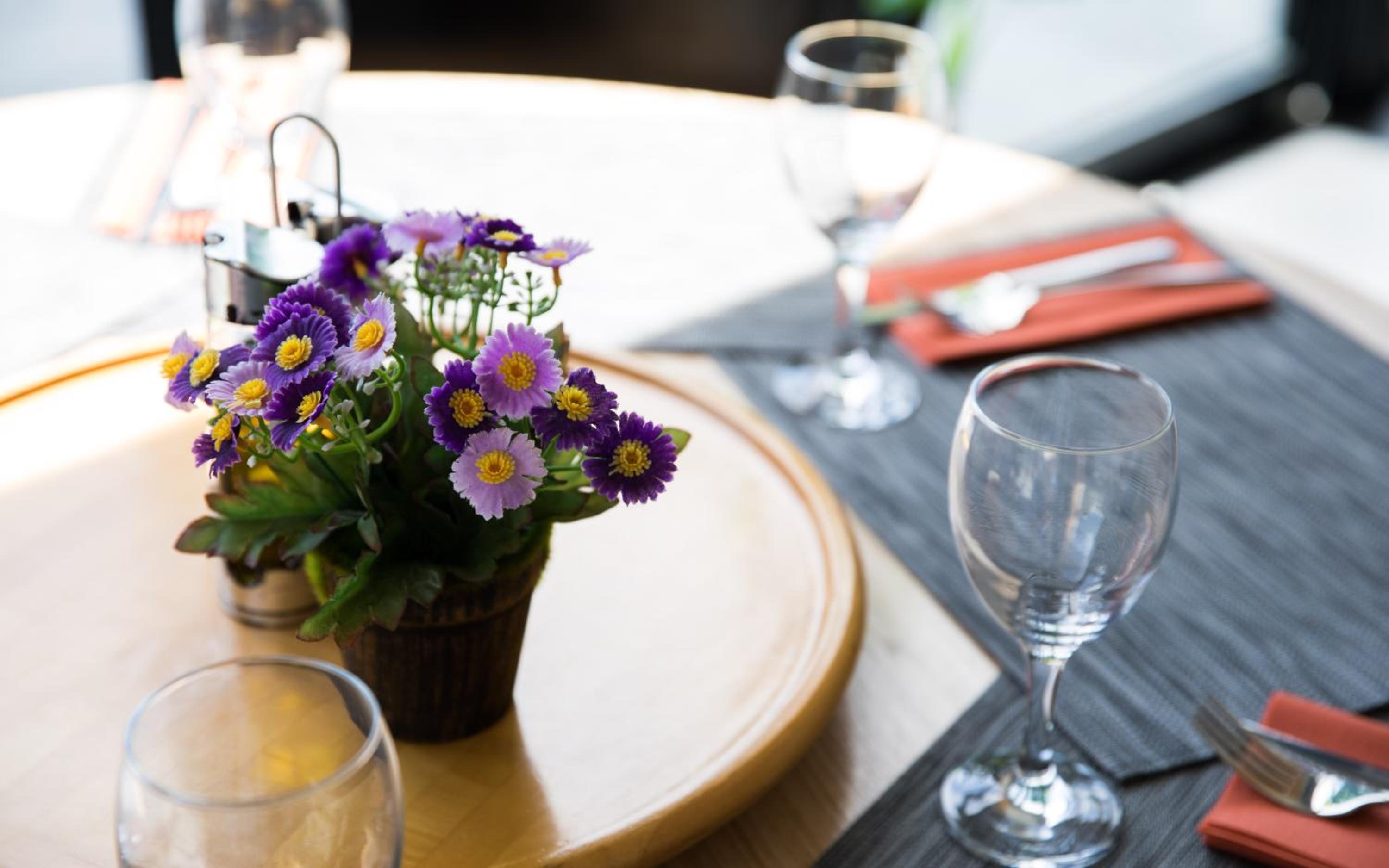 restaurant