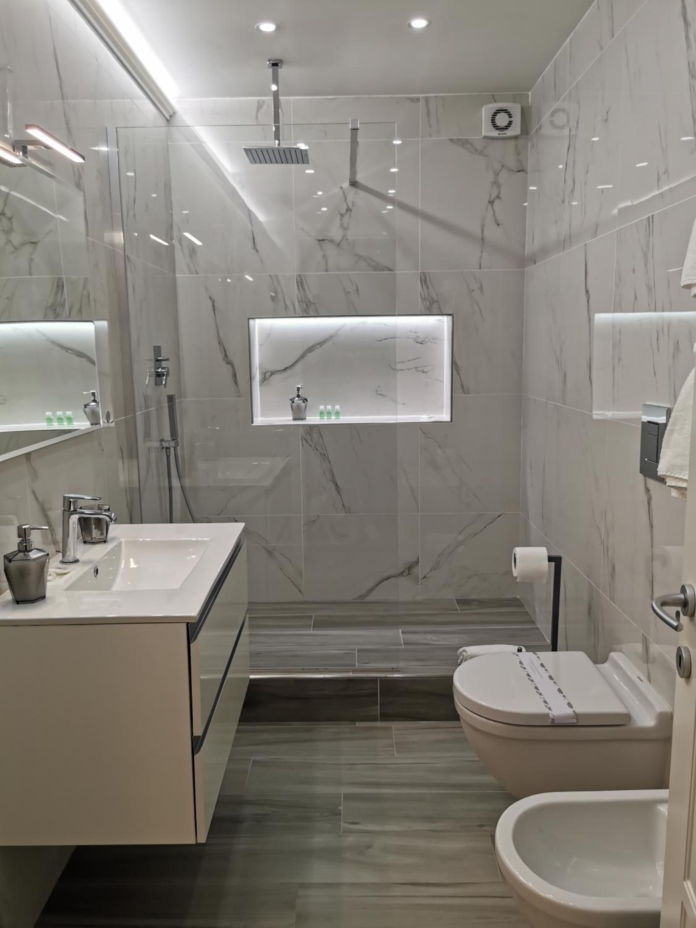 Duomo Platinum Apartments