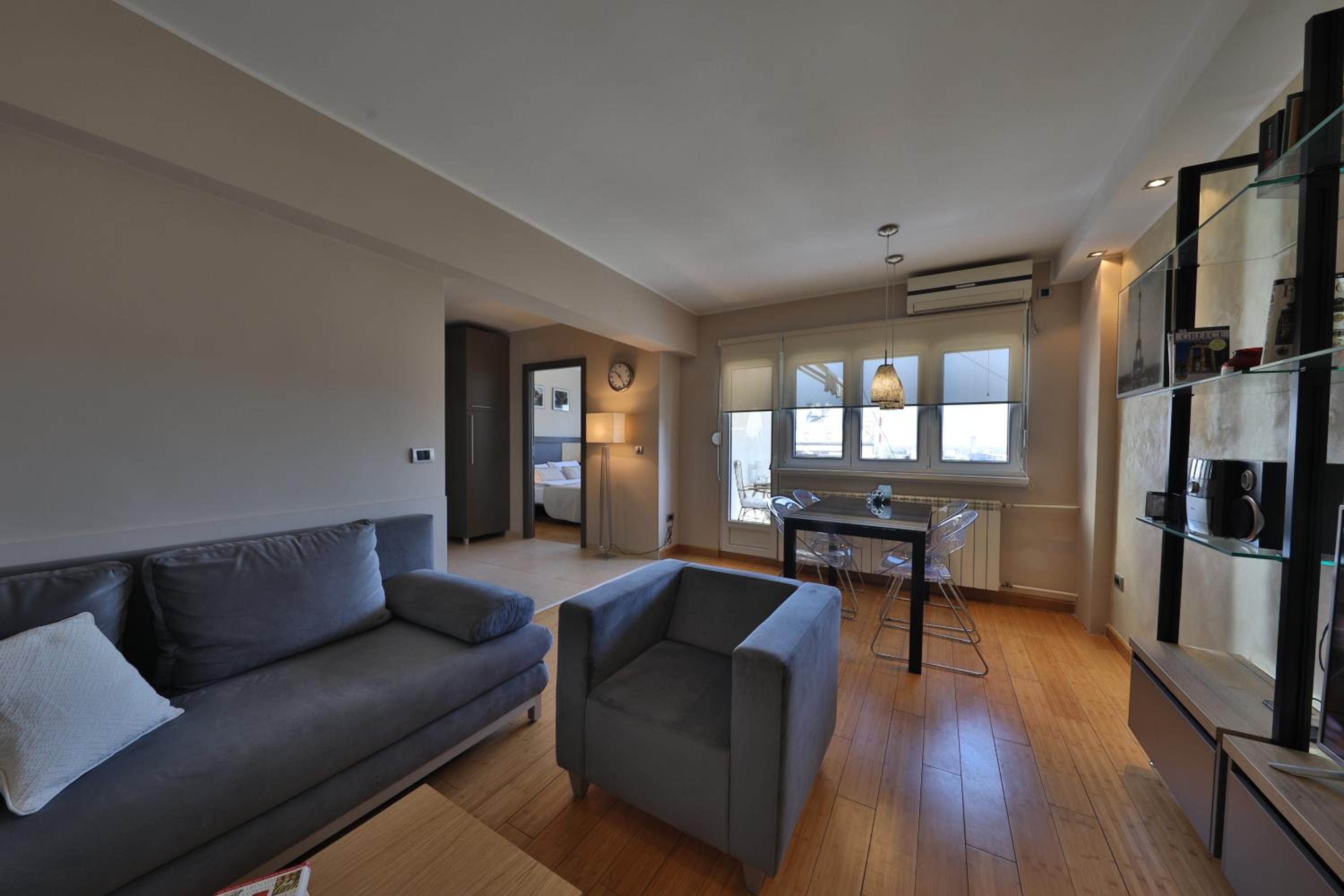 Business & Travel Apartments view 3