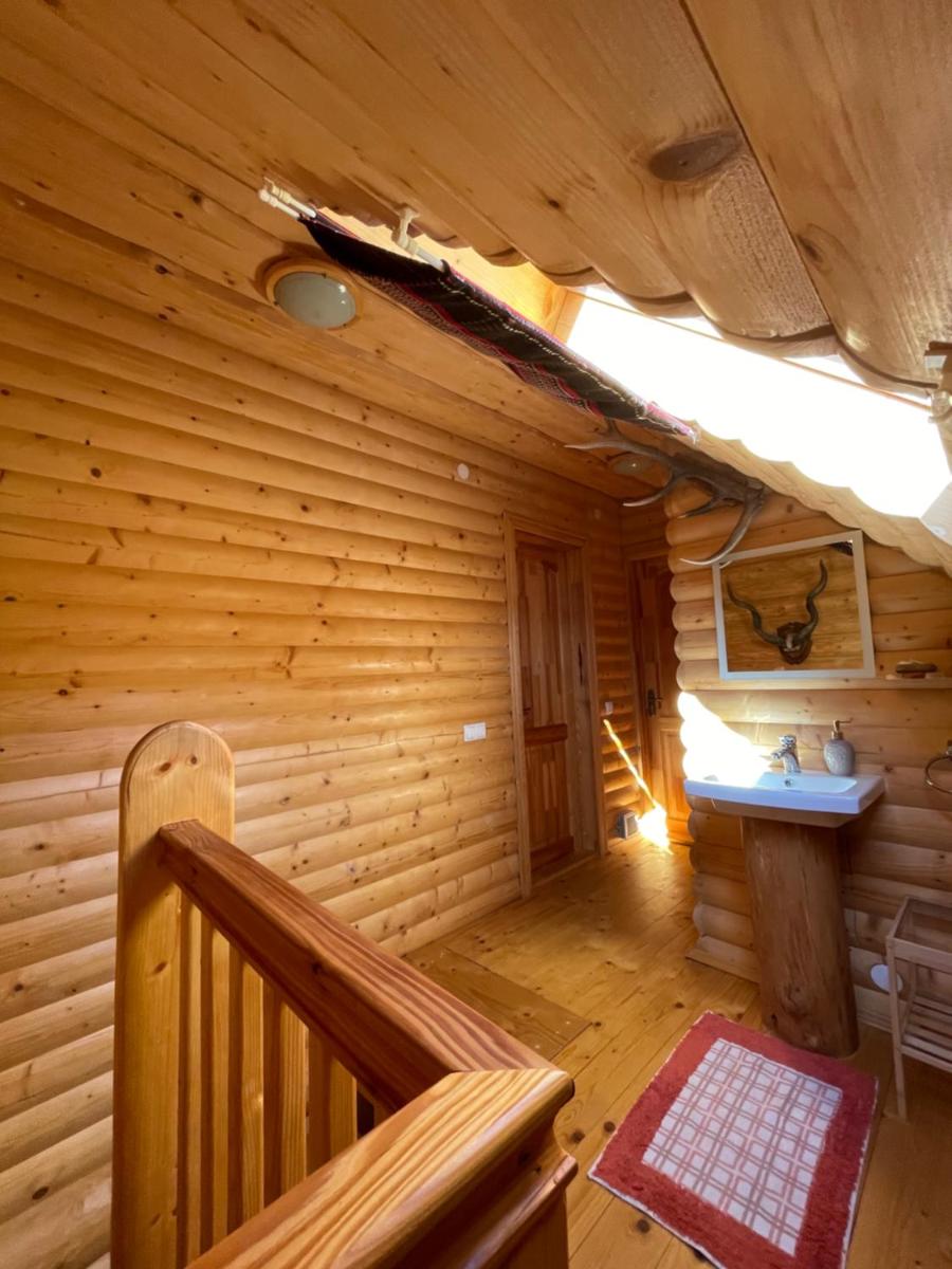 Photo 33