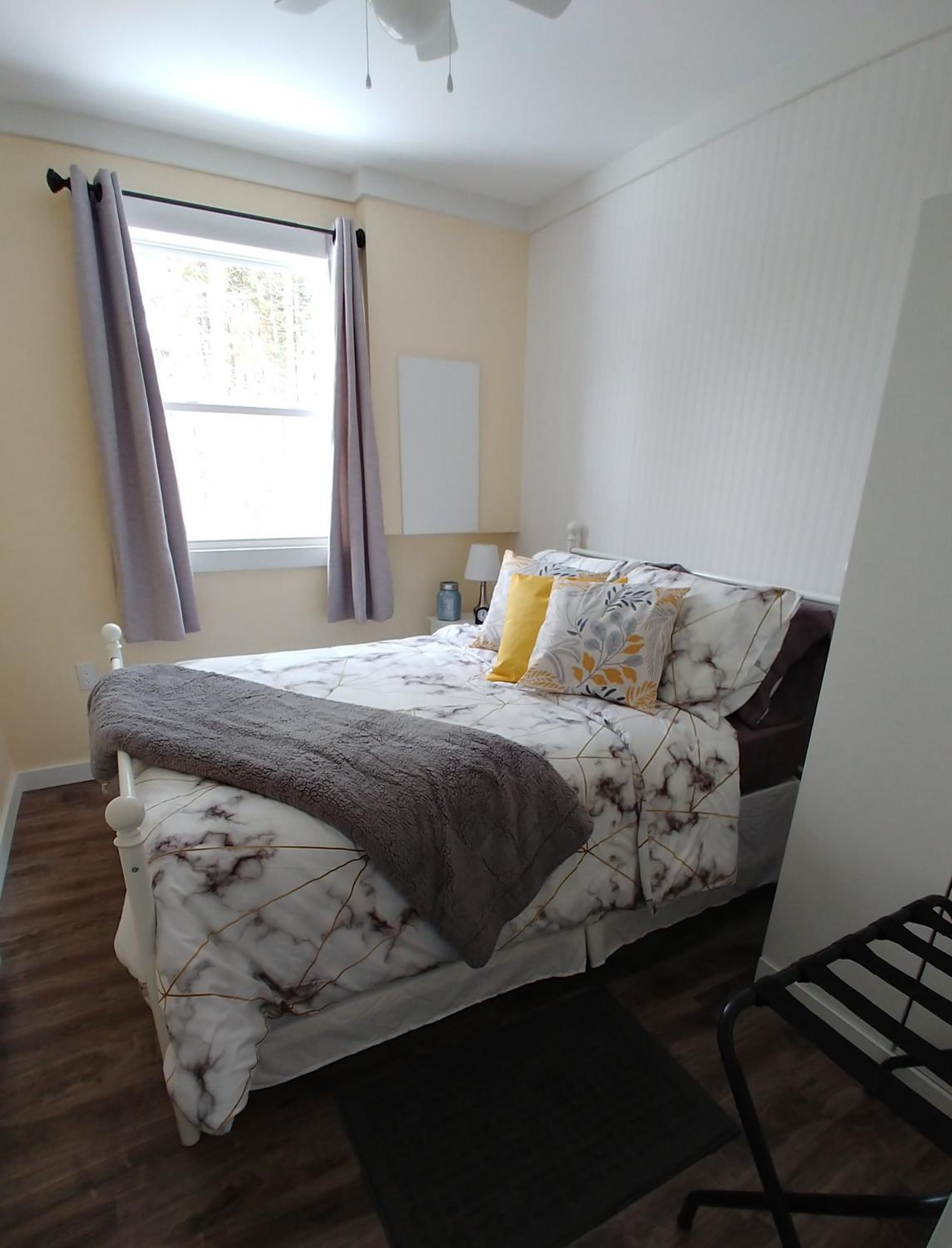 Lavenia Rose Cottages , Harbour Mist