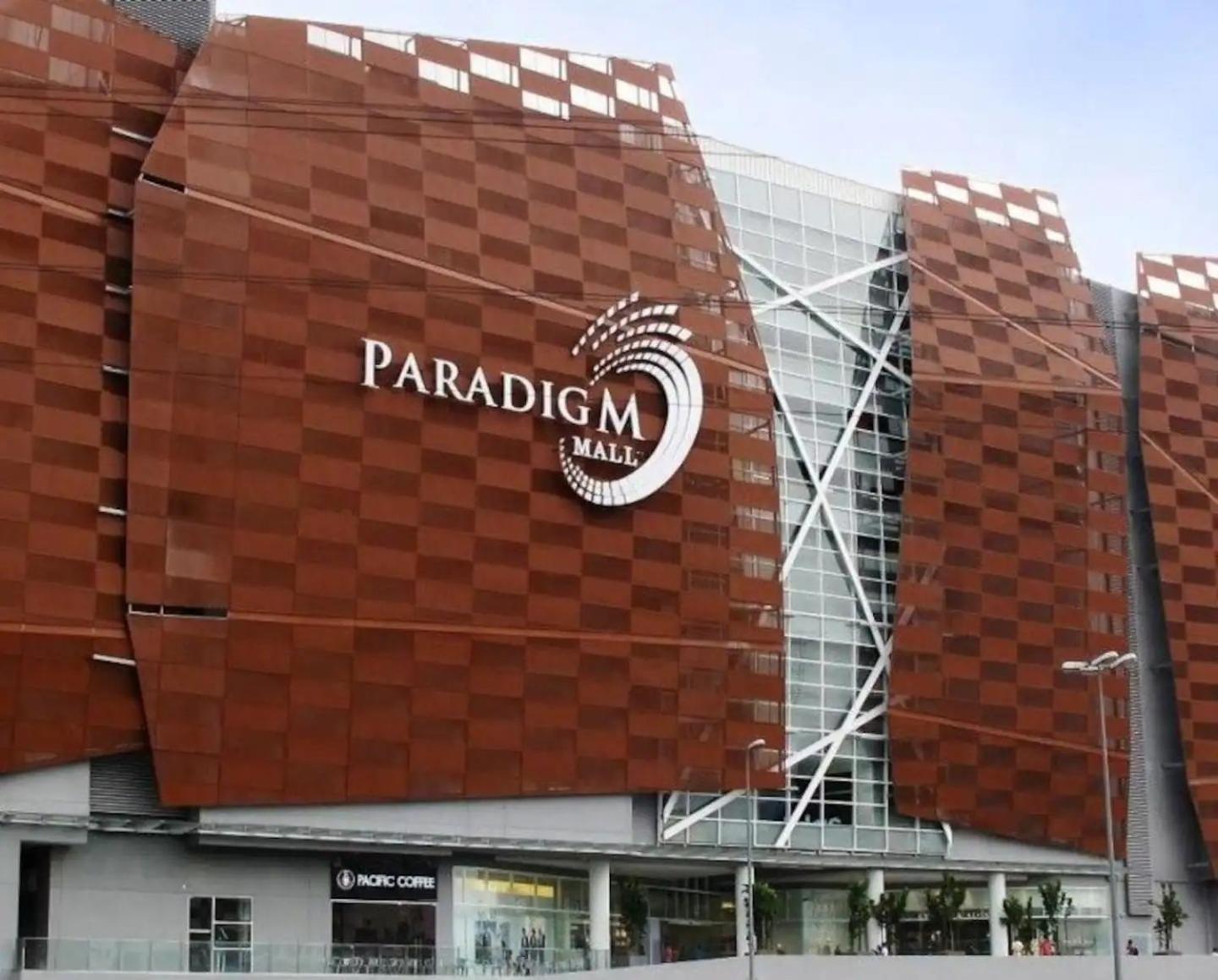 Deluxe Next to Paradigm Mall & New World Hotel photo 2