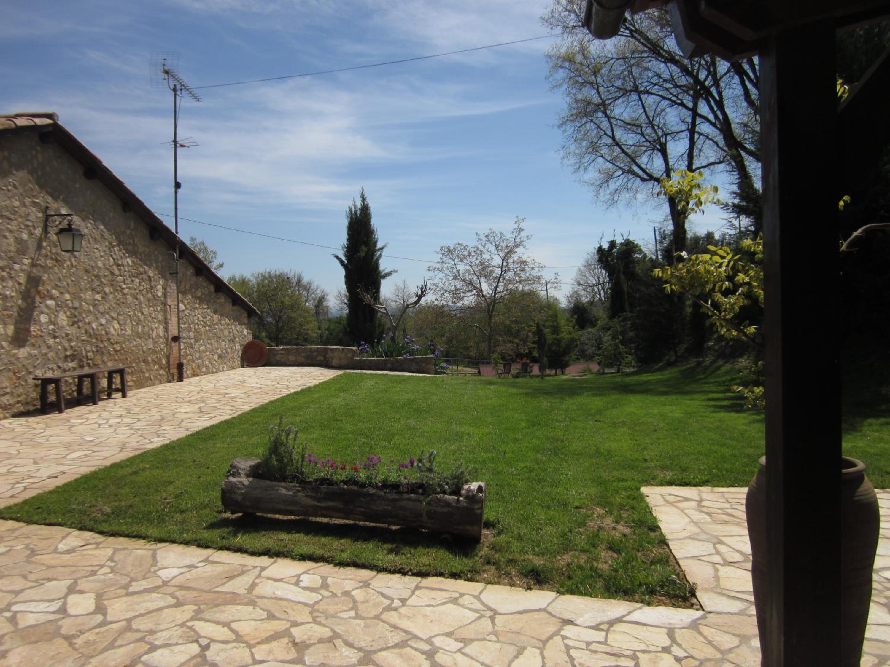 Photo 20