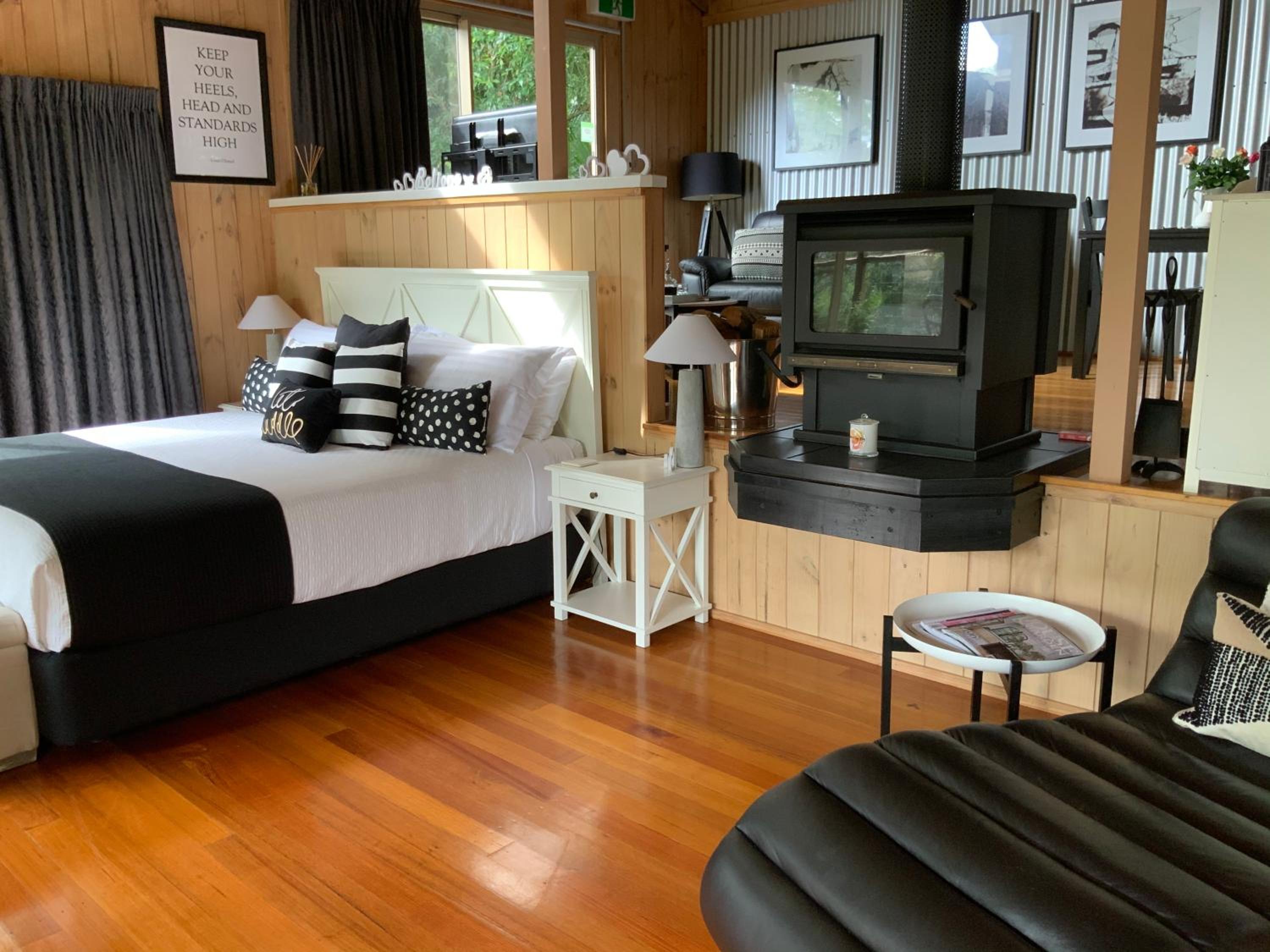 Belle's at Montville