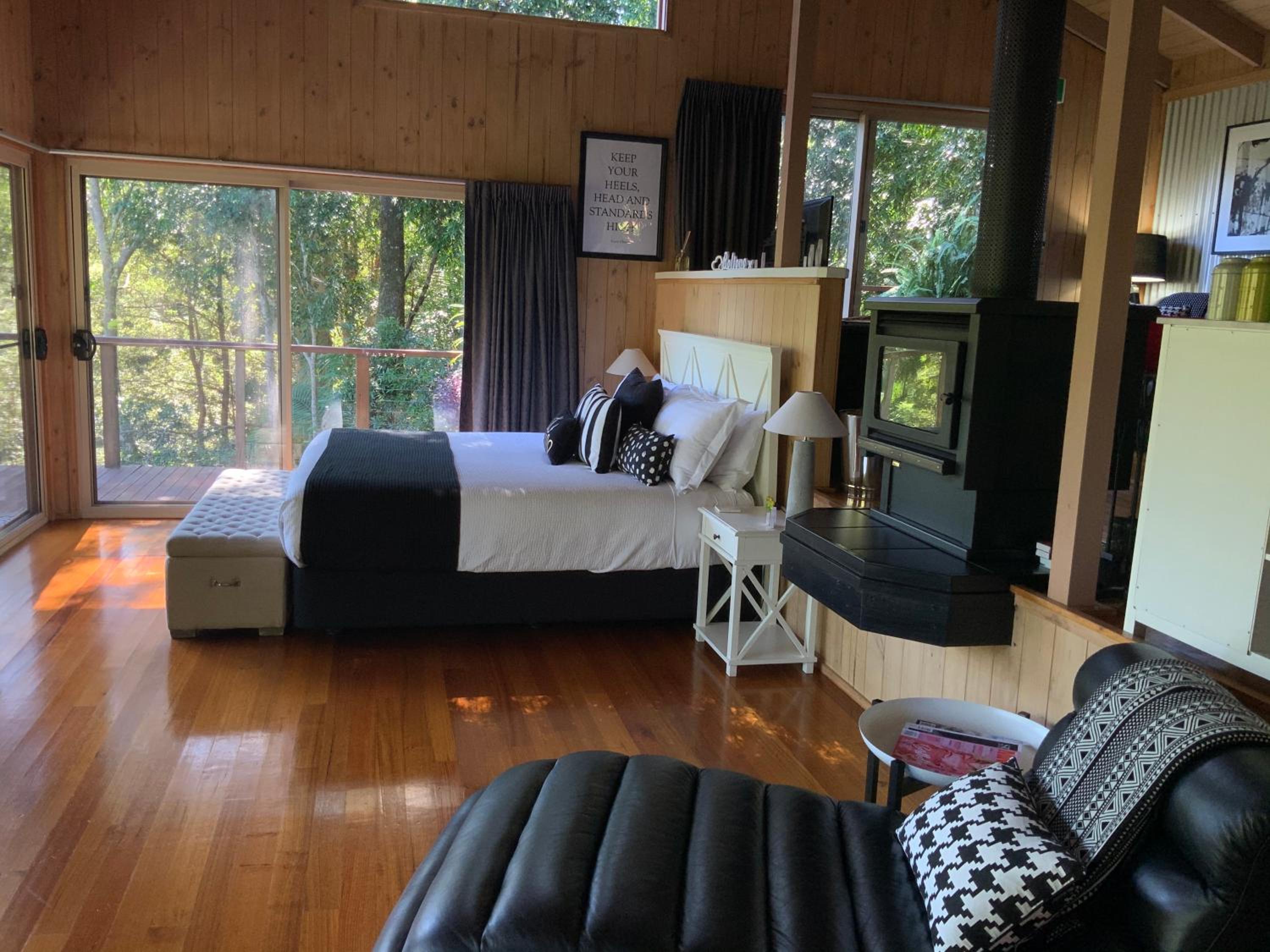 Belle's at Montville