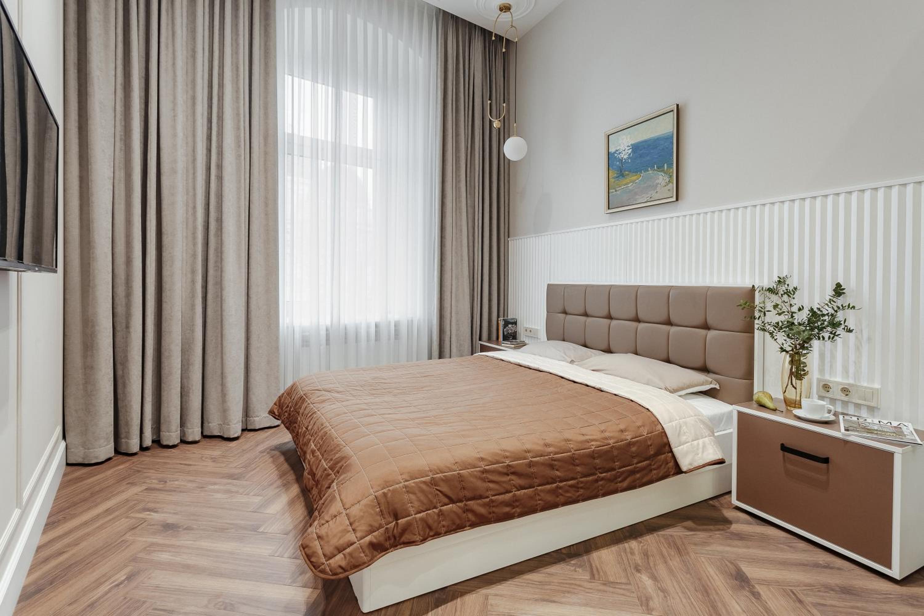 NEW! Luxury apartment in the CENTER of ODESSA overlooking Deribasovskaya str. LOW PRICE! view 3