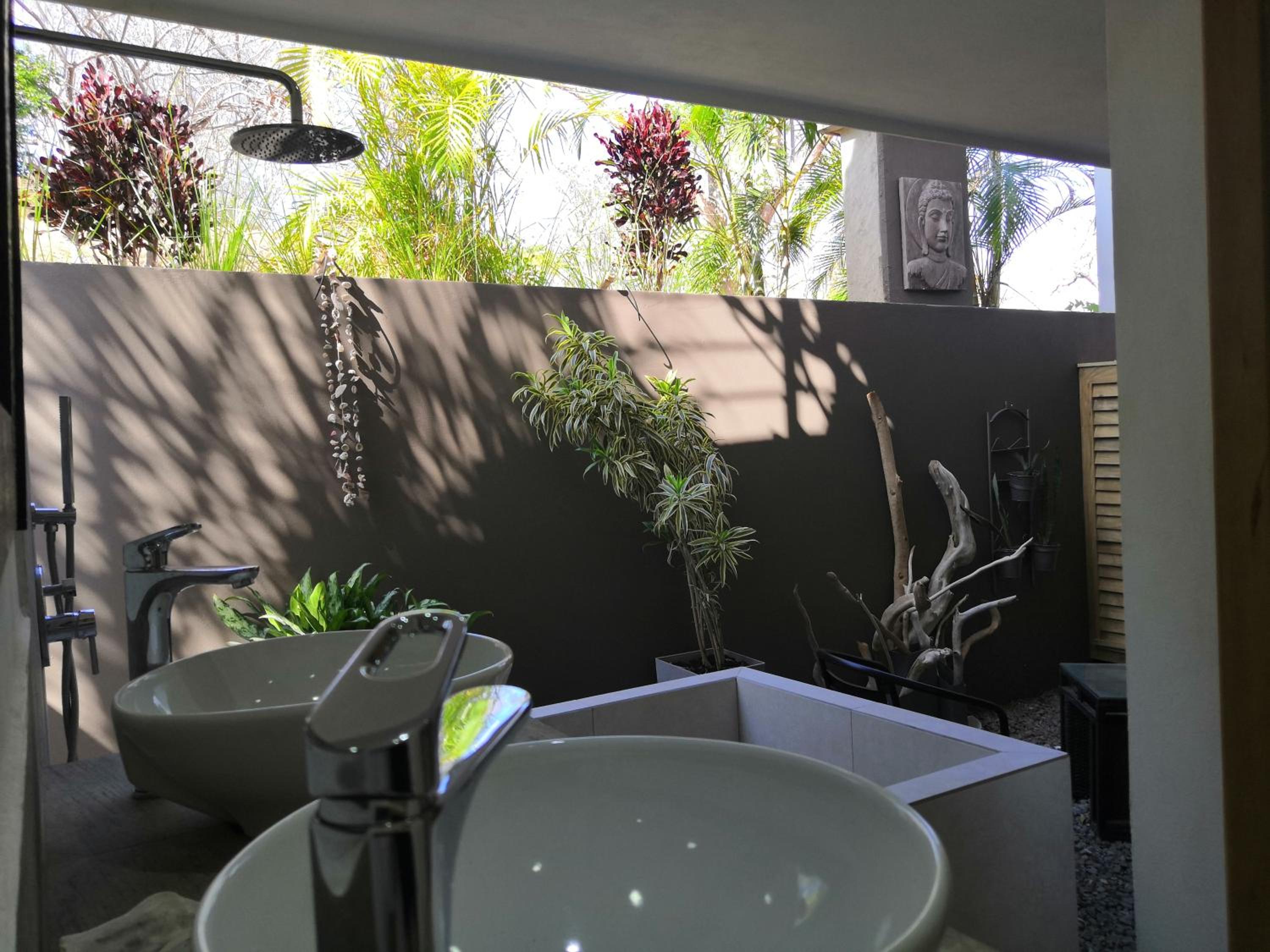 Casa Crucero Verde , 5mn walk to the Tamarindo beach and town