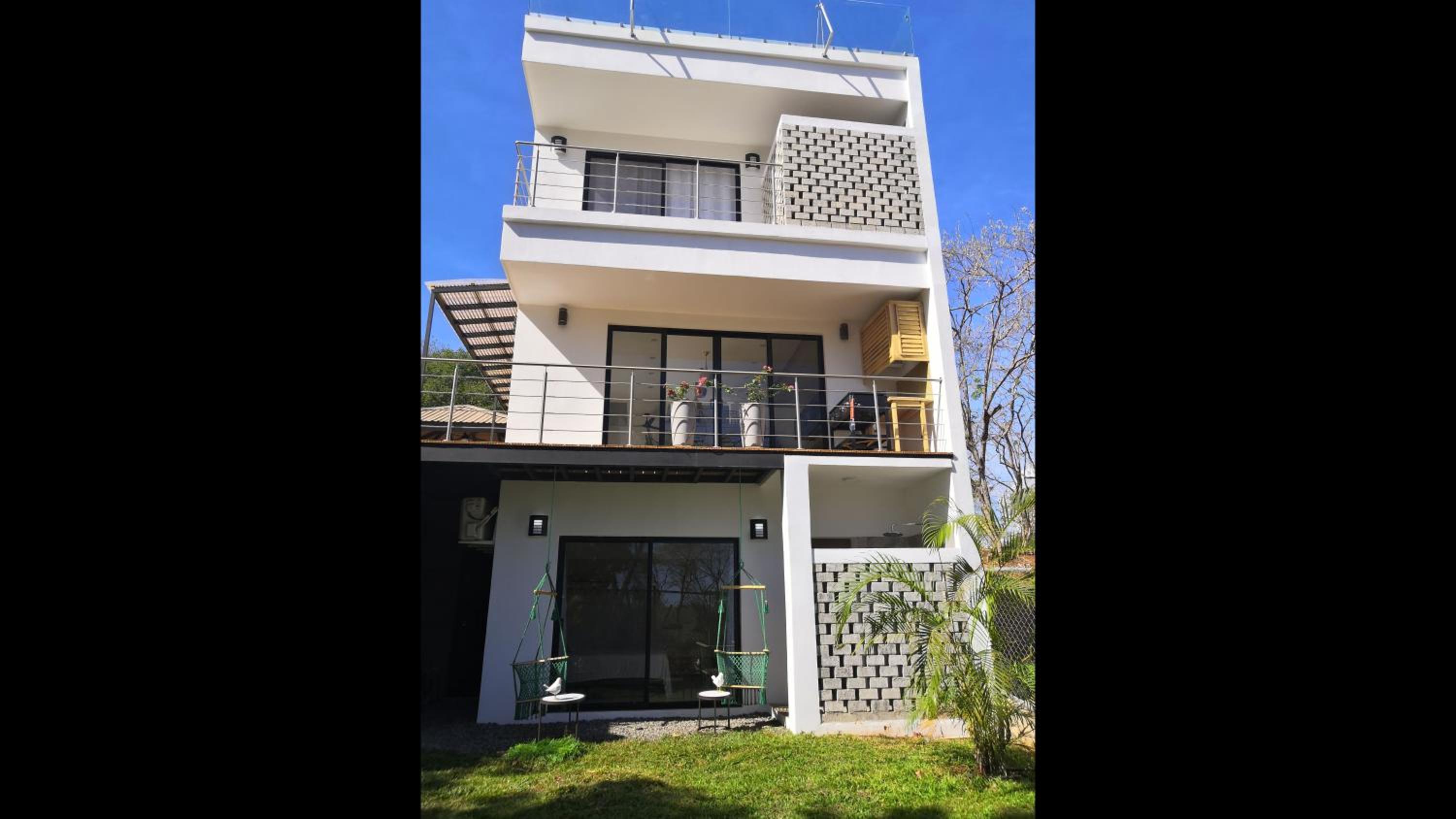 Casa Crucero Verde , 5mn walk to the Tamarindo beach and town