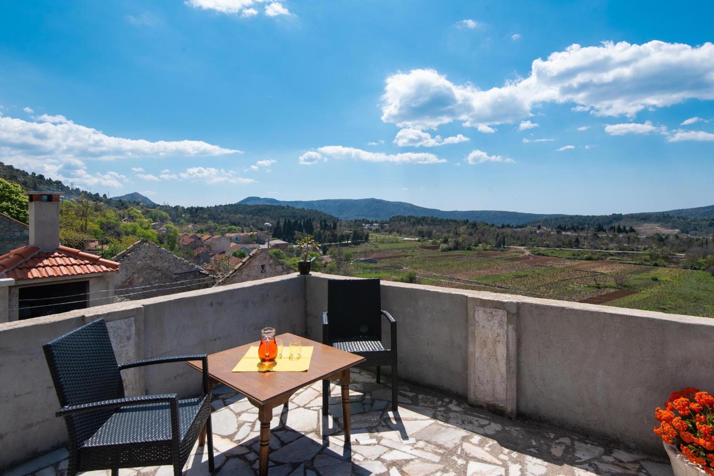 Apartment Kuna view 4