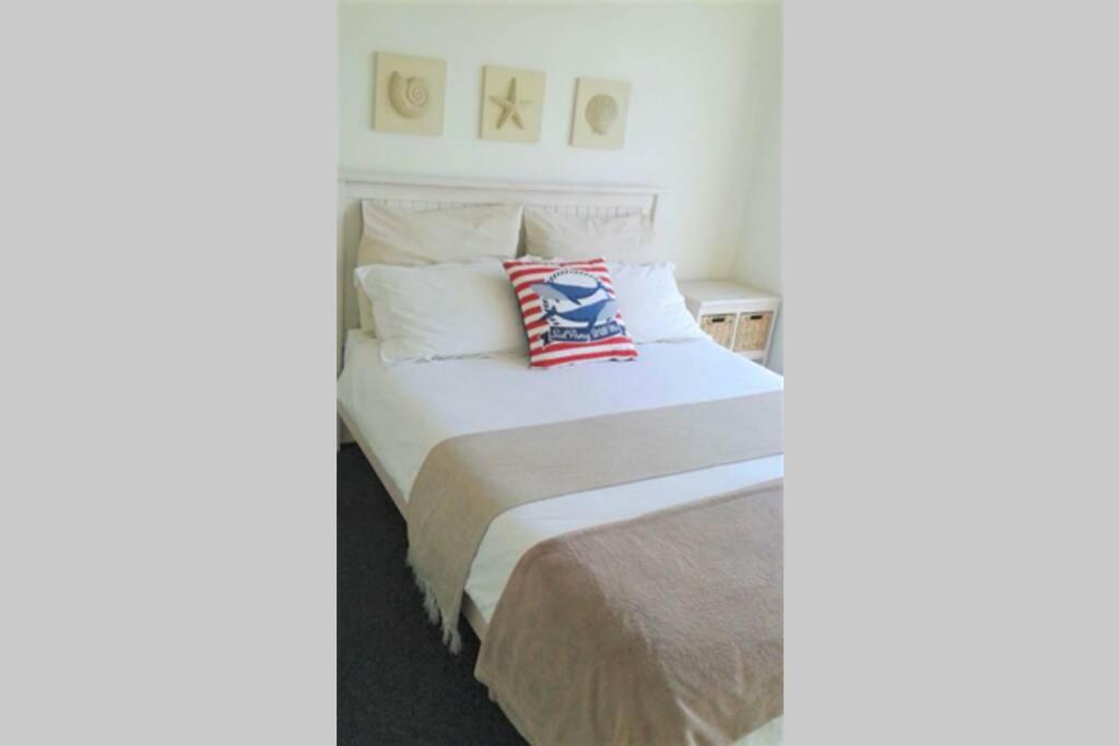 Little Italy Beachouse Apartment by Mykonos view 4