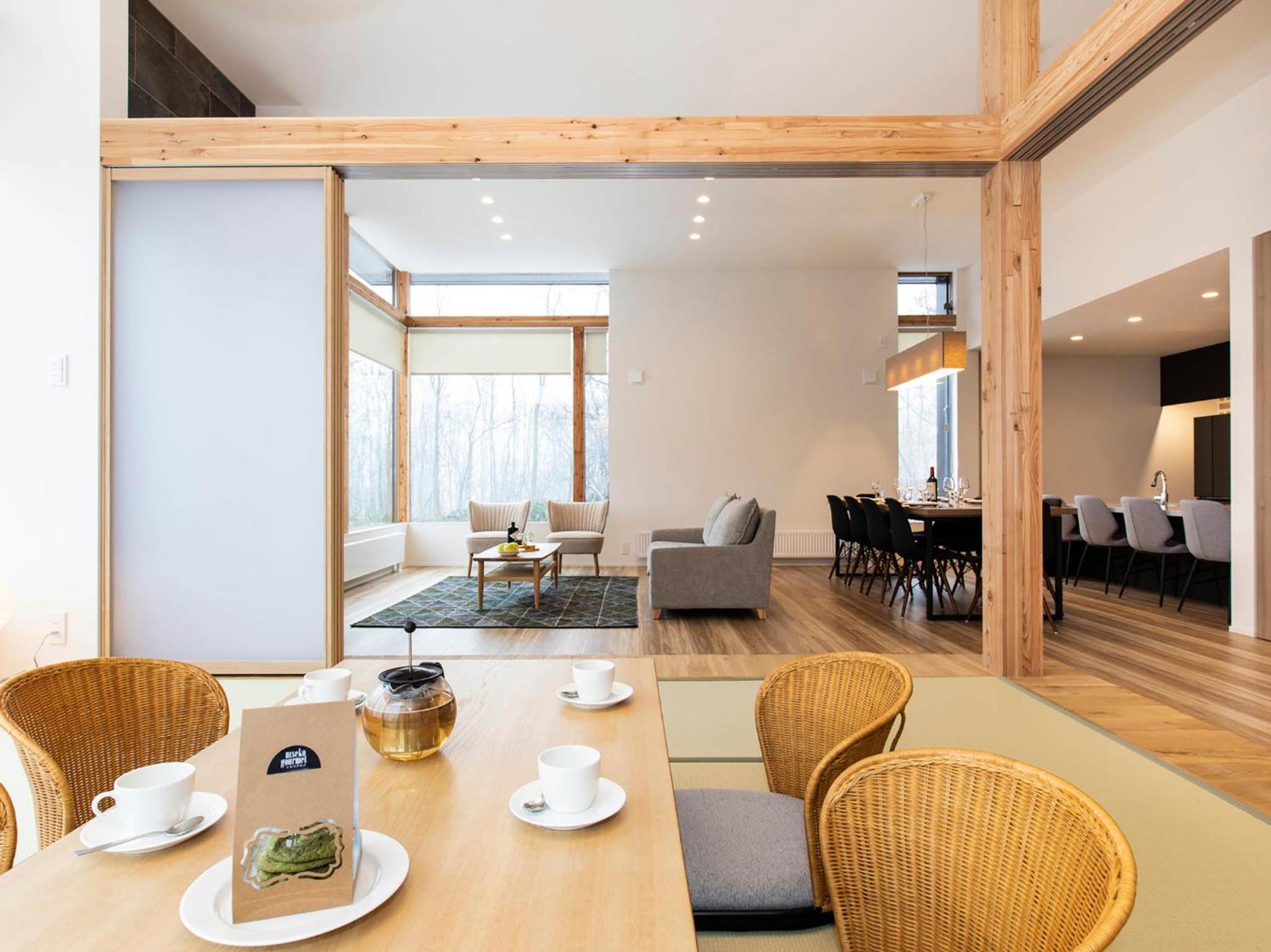 Aoyama Lodge view 3
