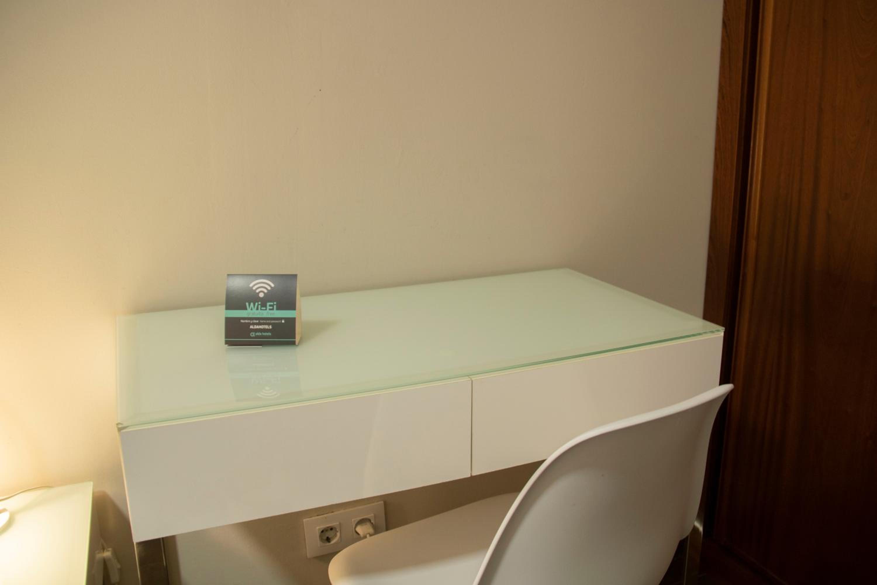 Alda Alborán Rooms