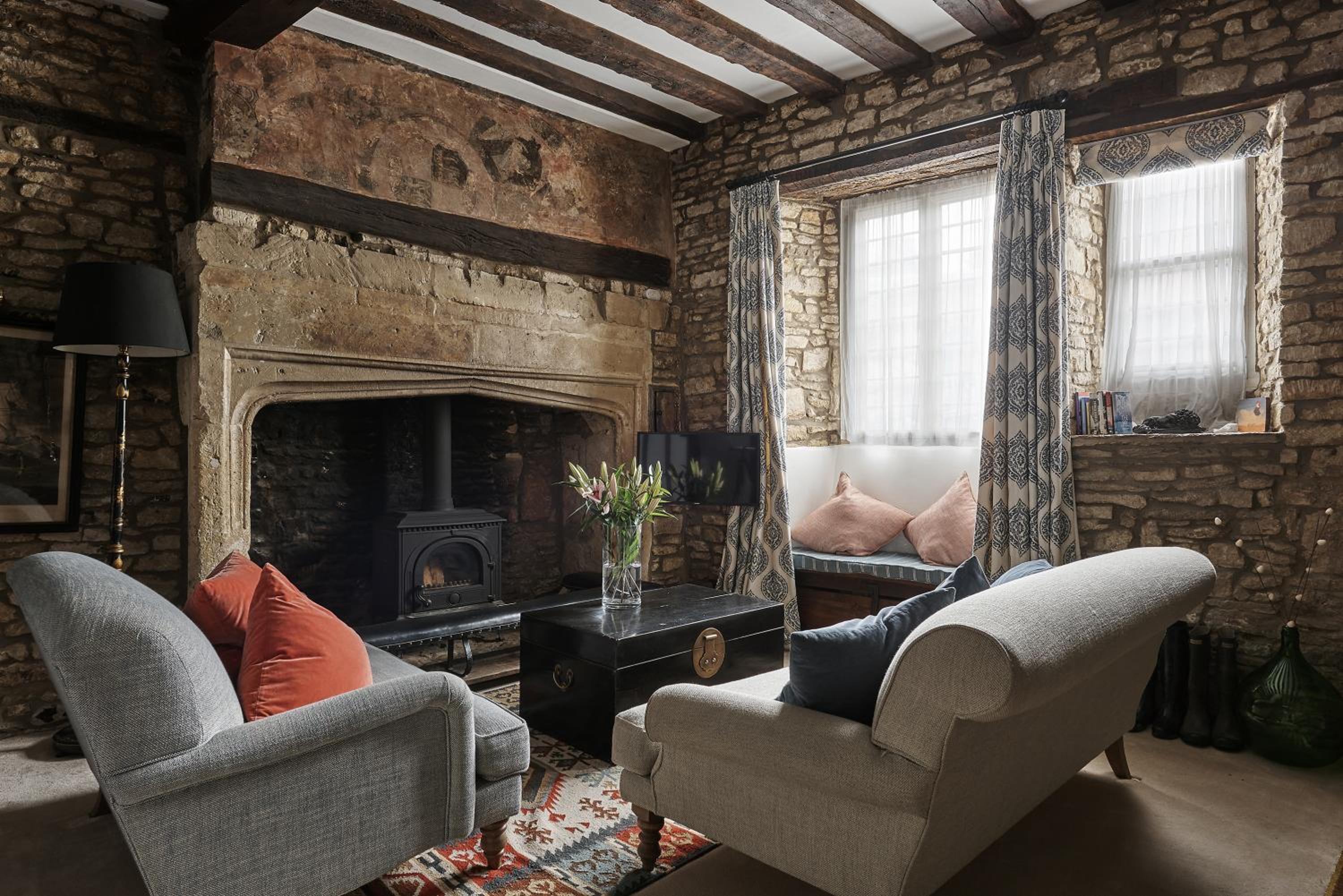 Luxury Cotswolds Cottage optional Hot Tub, Castle Combe view 2