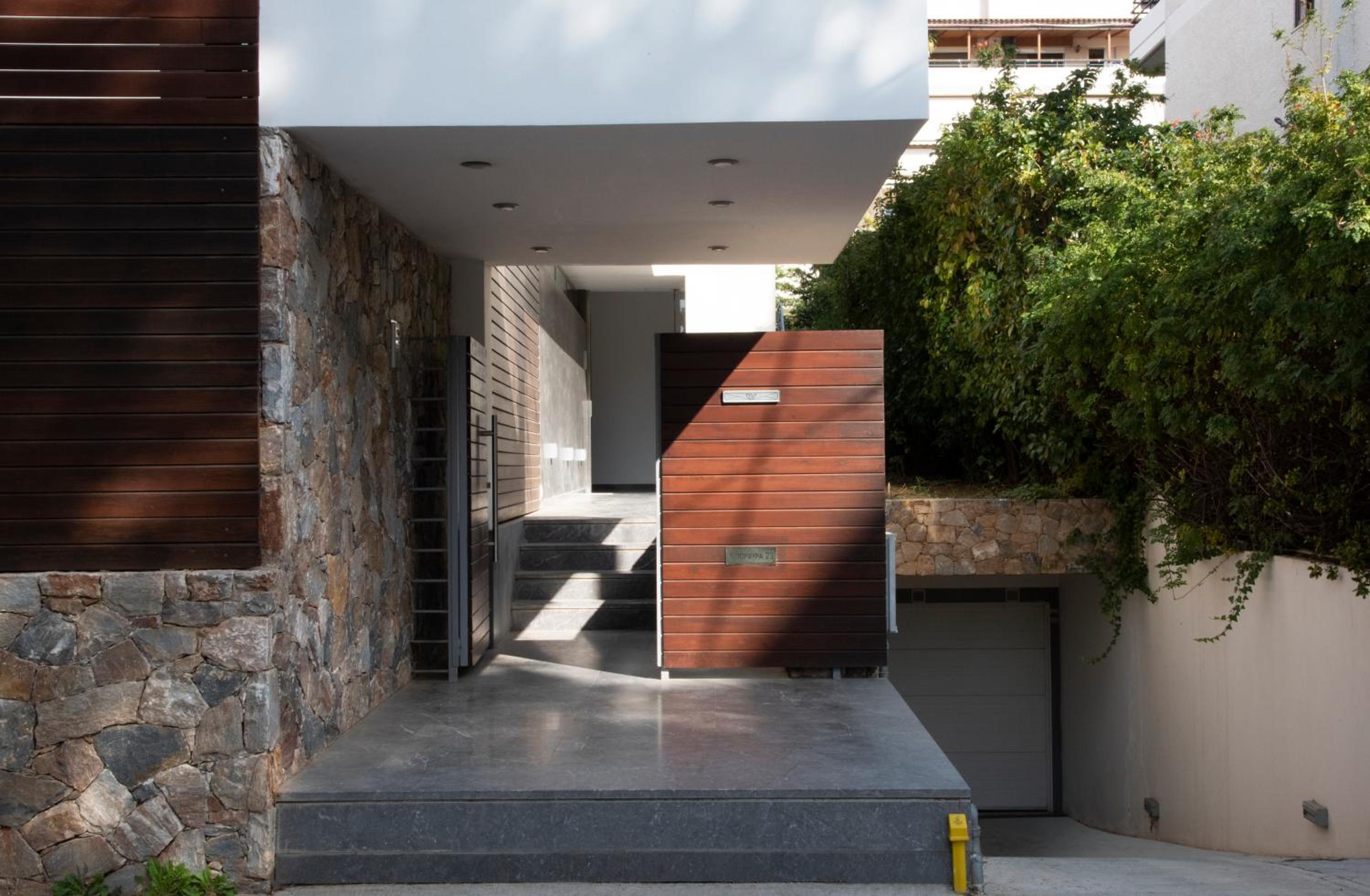 Elegant and Private Living by Neuvel
