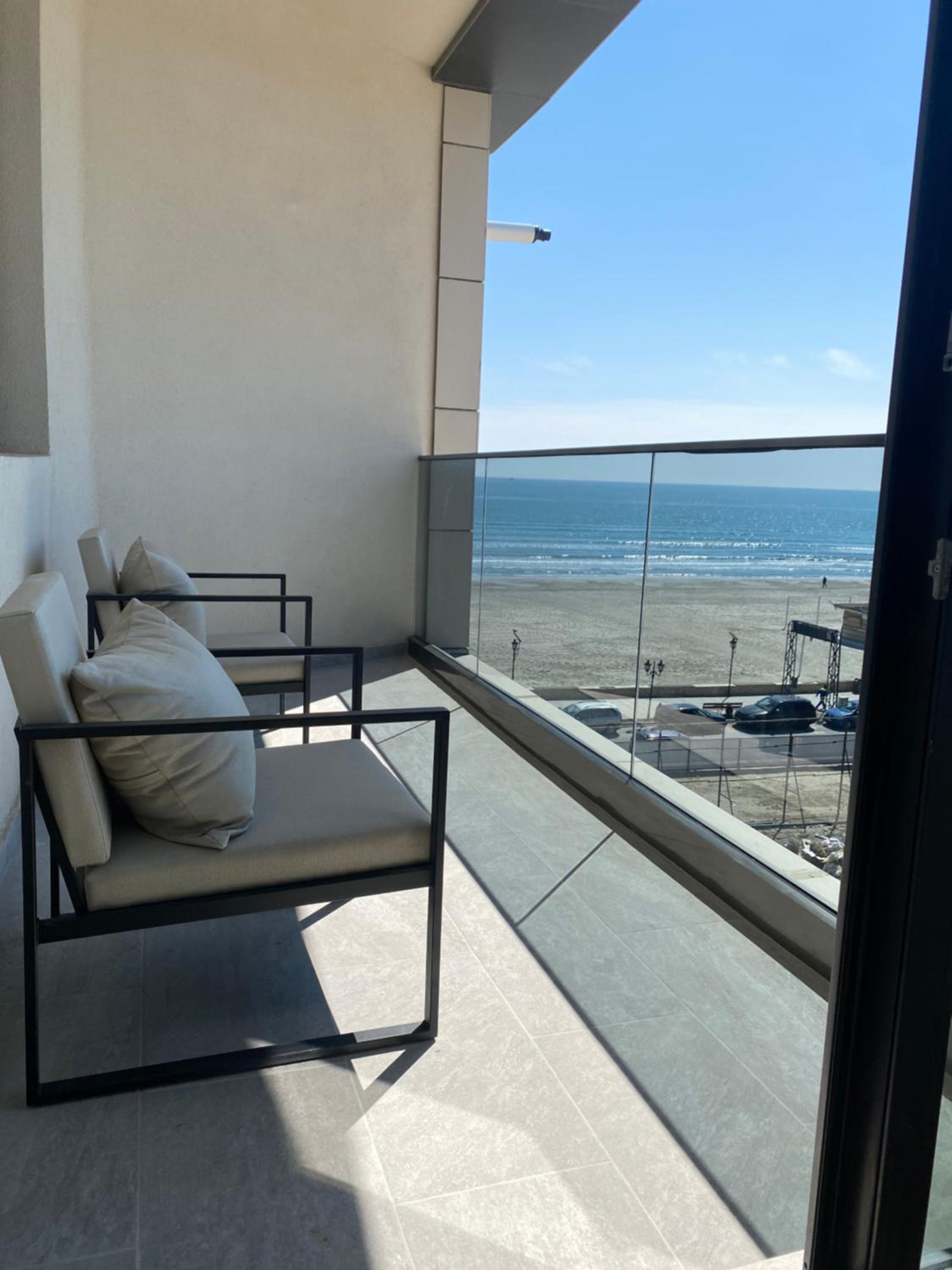 Richy by the Sea Apartment