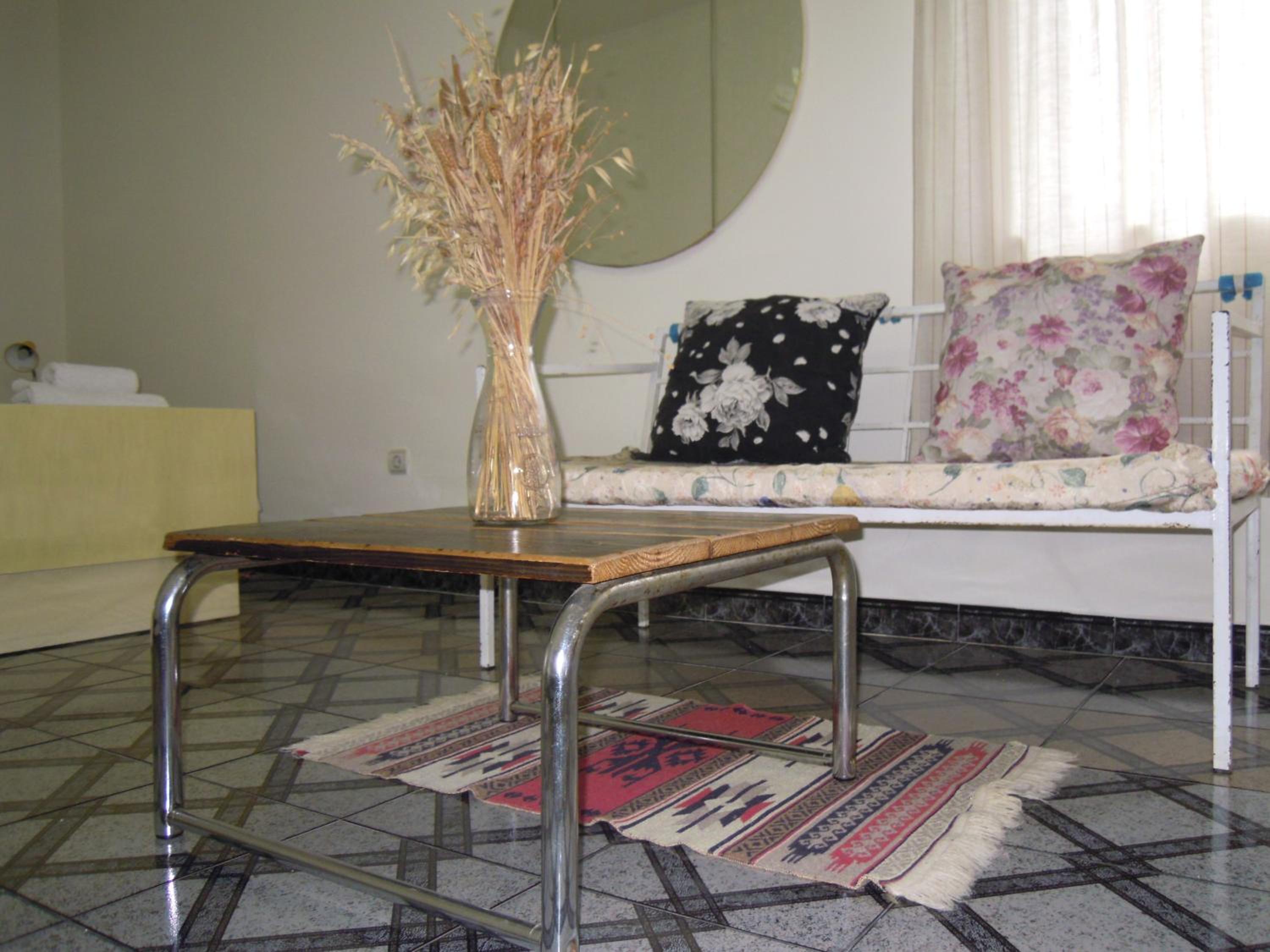 Angie's Shared Villa TAM