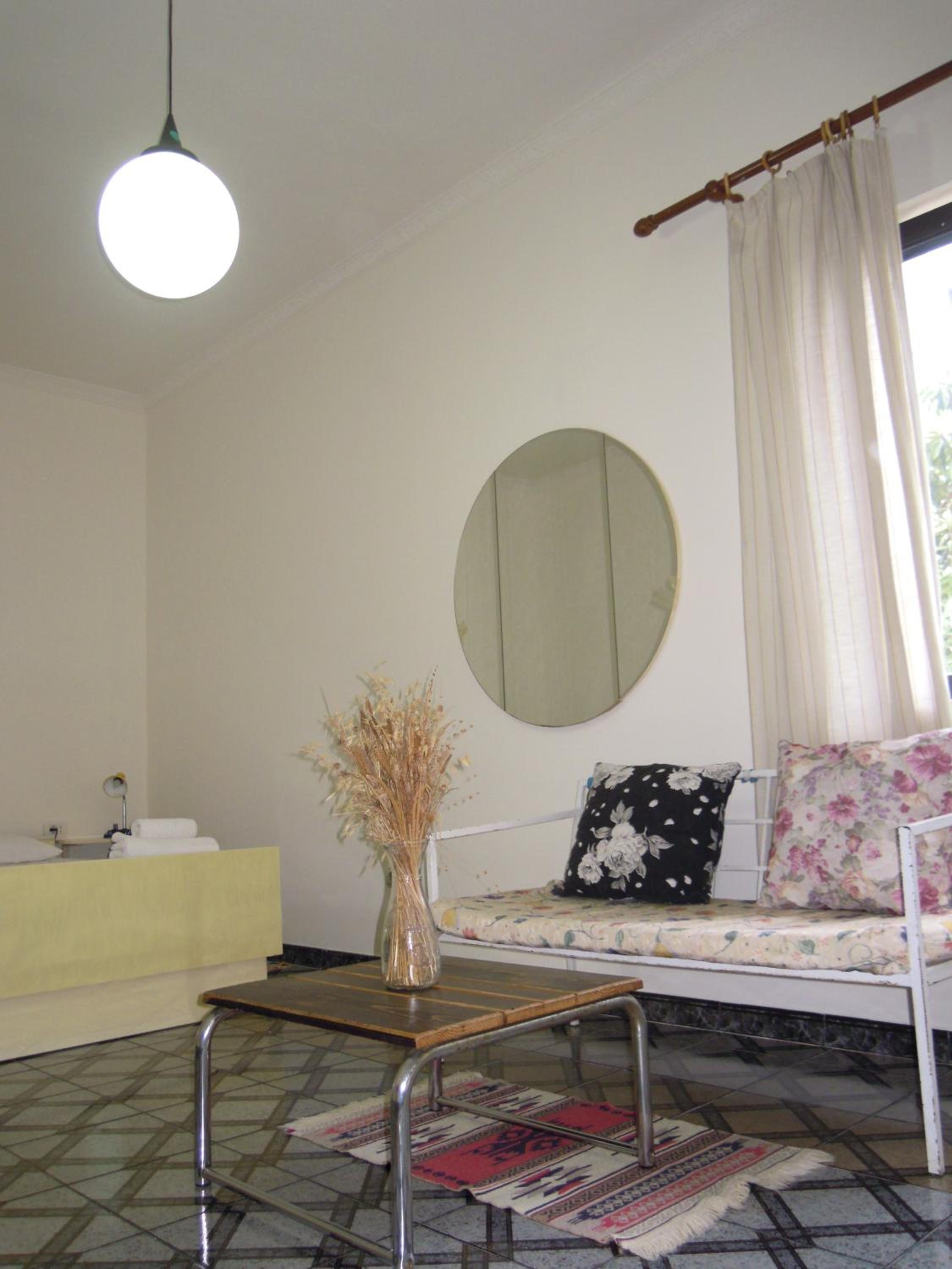 Angie's Shared Villa TAM