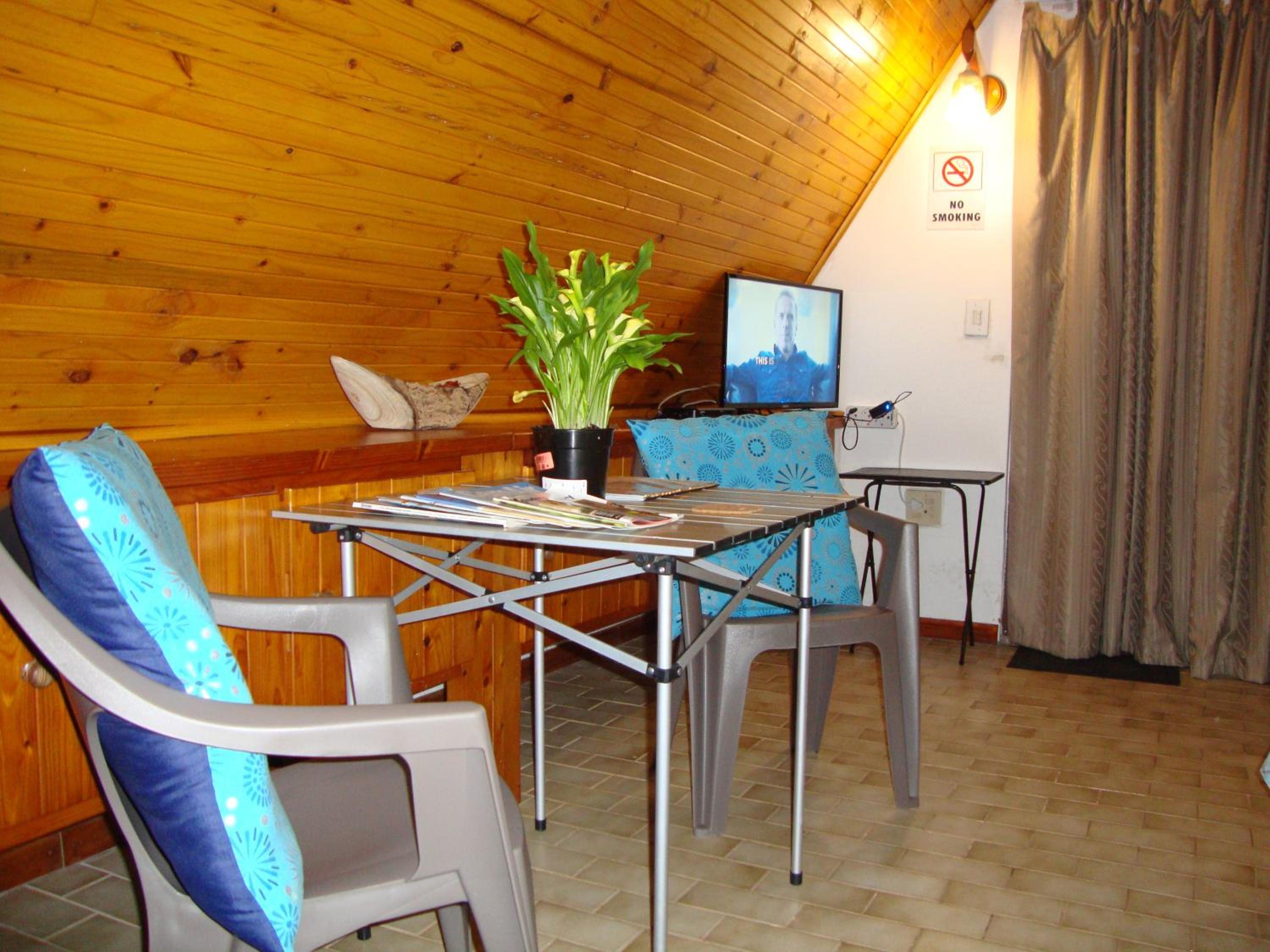 Trafalgar Chalets - Unit 3 view 5