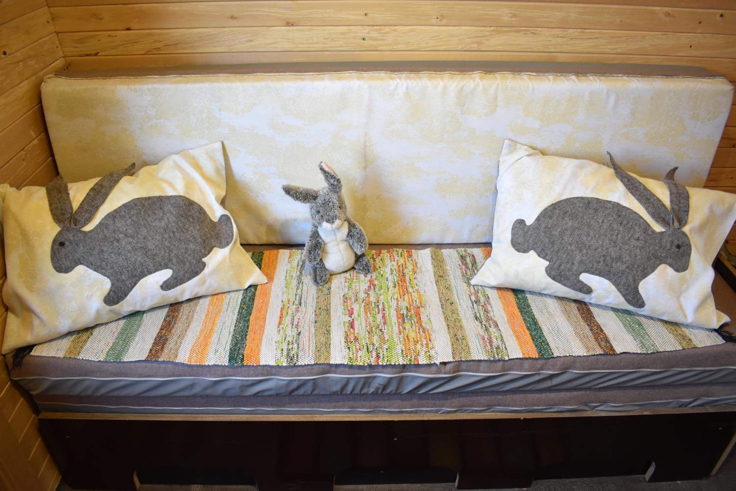 Usmas zaķīšu pirtiņa - Bunny house view 3