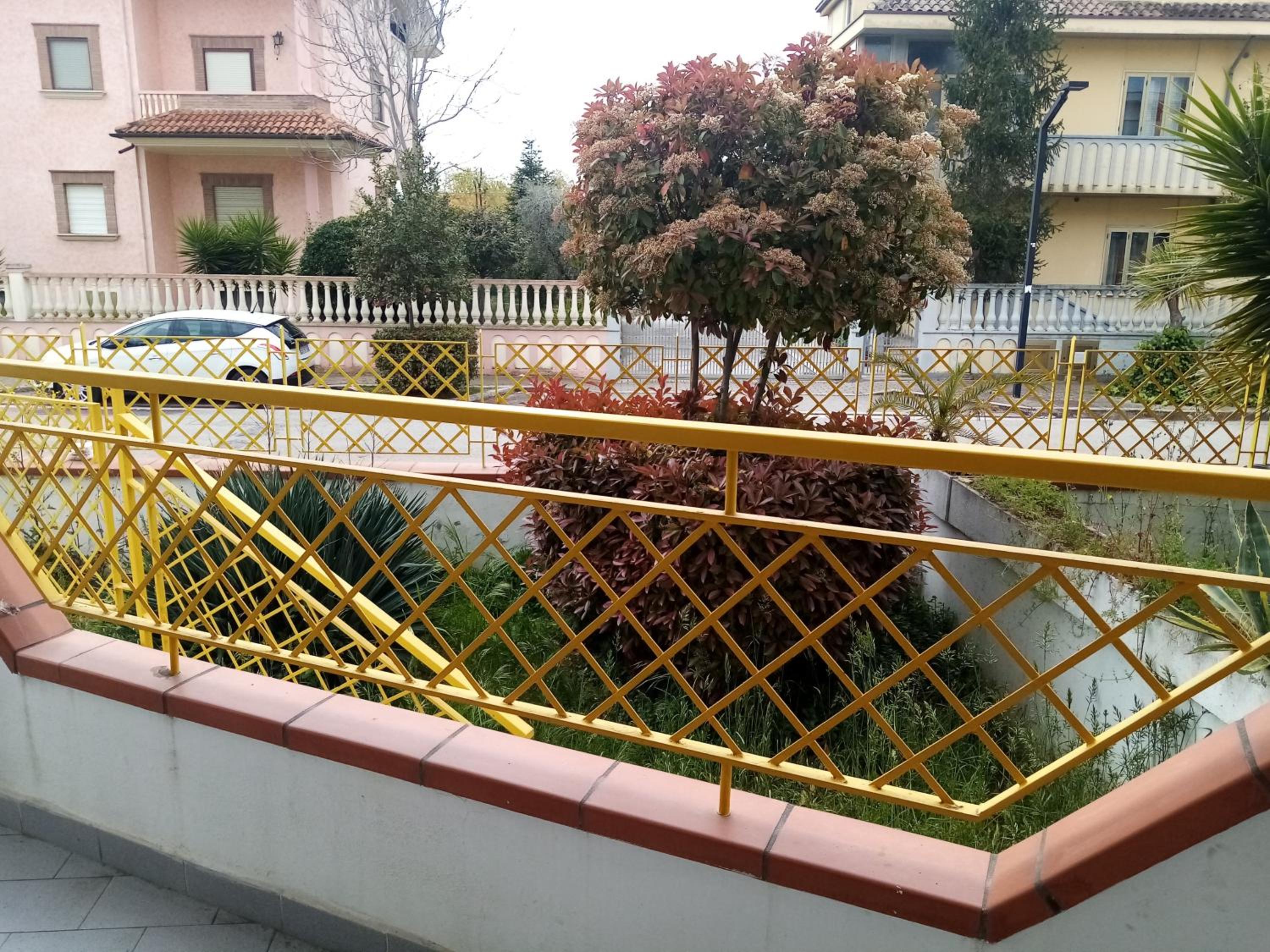 balcony
