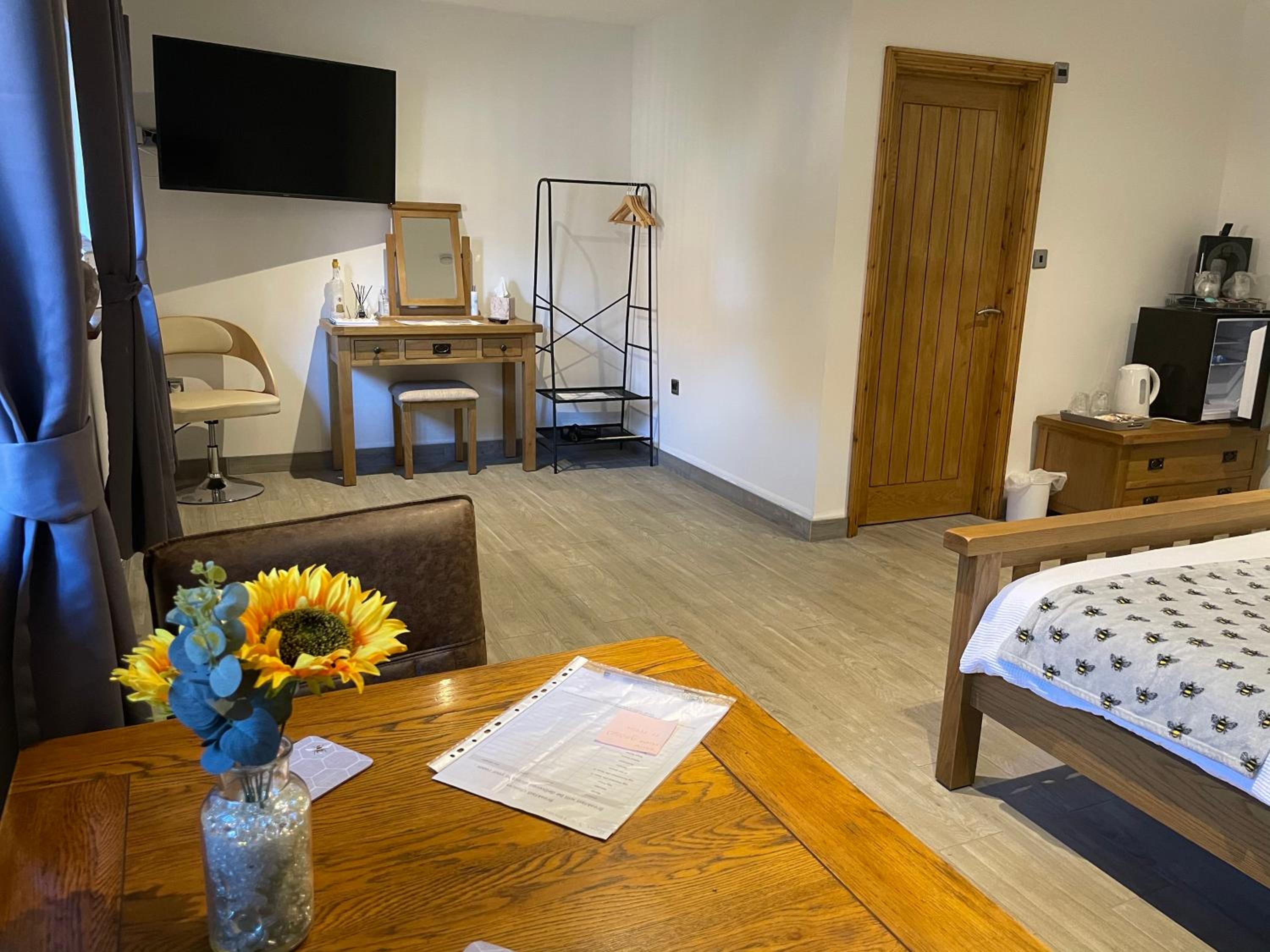 Bumble Barn Bed & Breakfast view 3