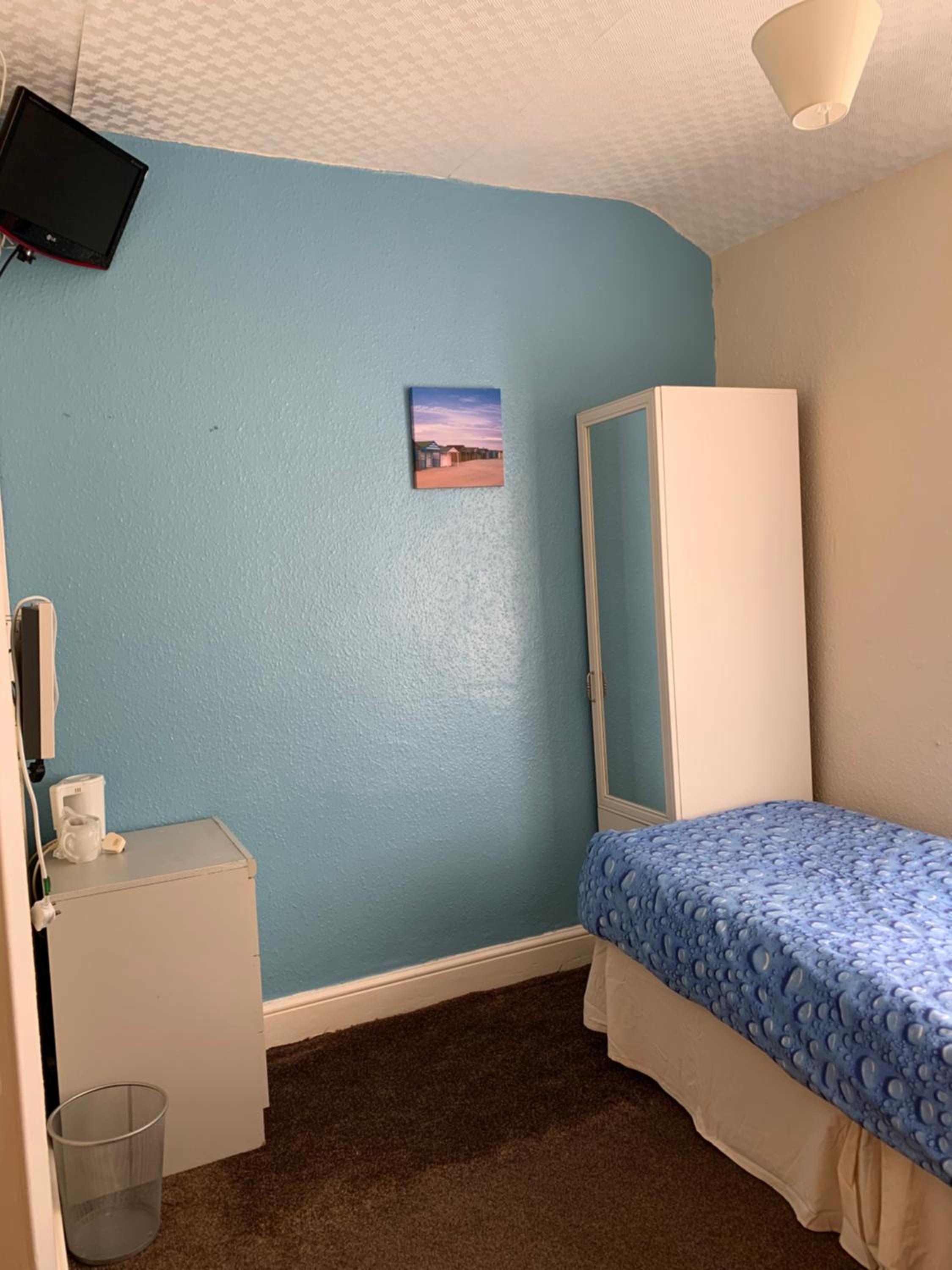 Alondra Hotel