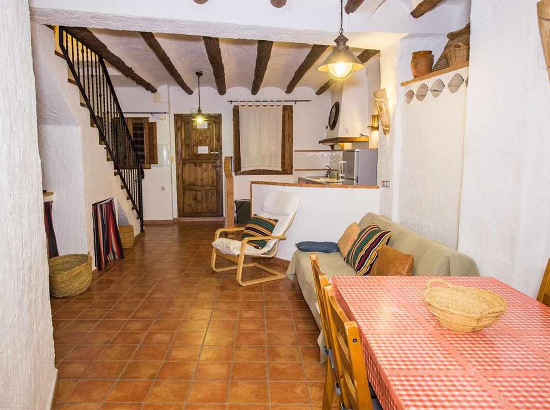 Casas Cueva el Mirador de Galera