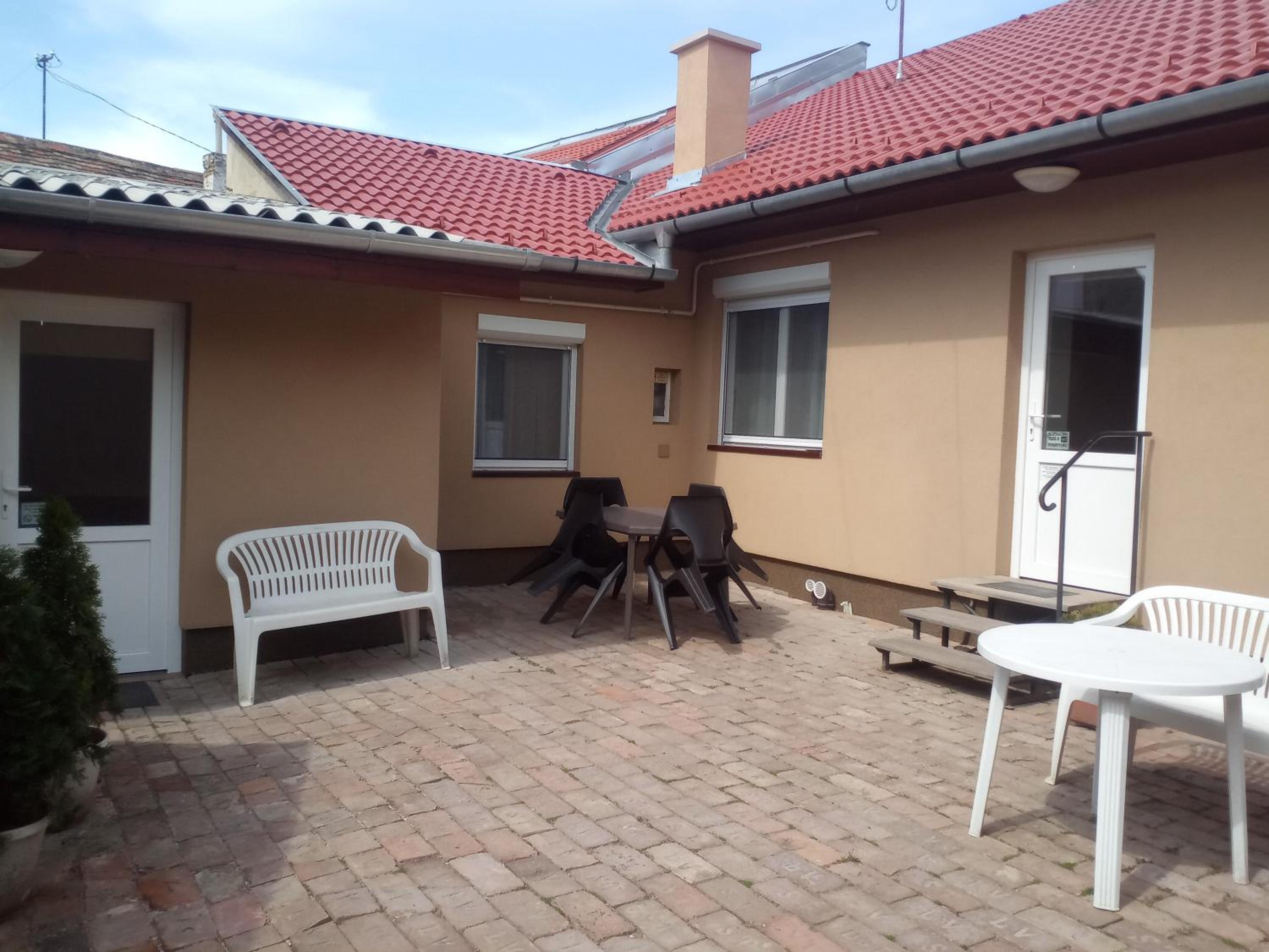 Photo 42