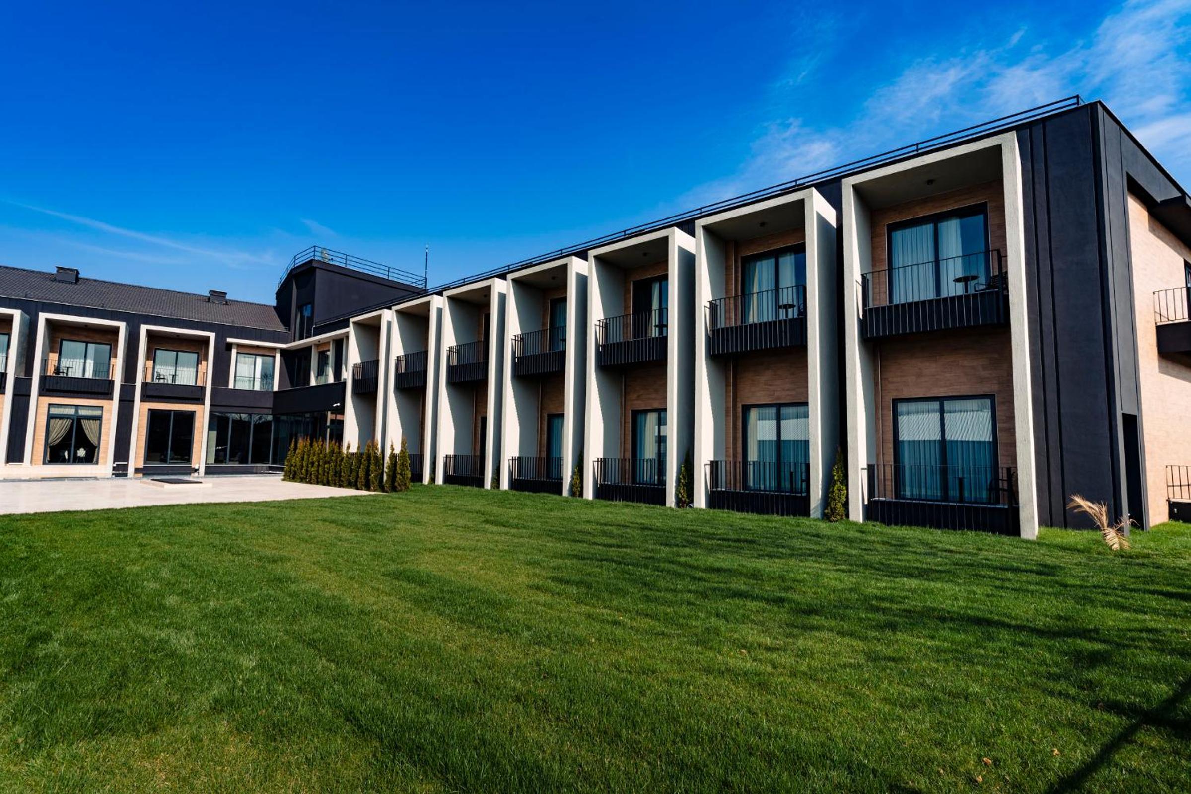 Hotel Bonvie - Image 1