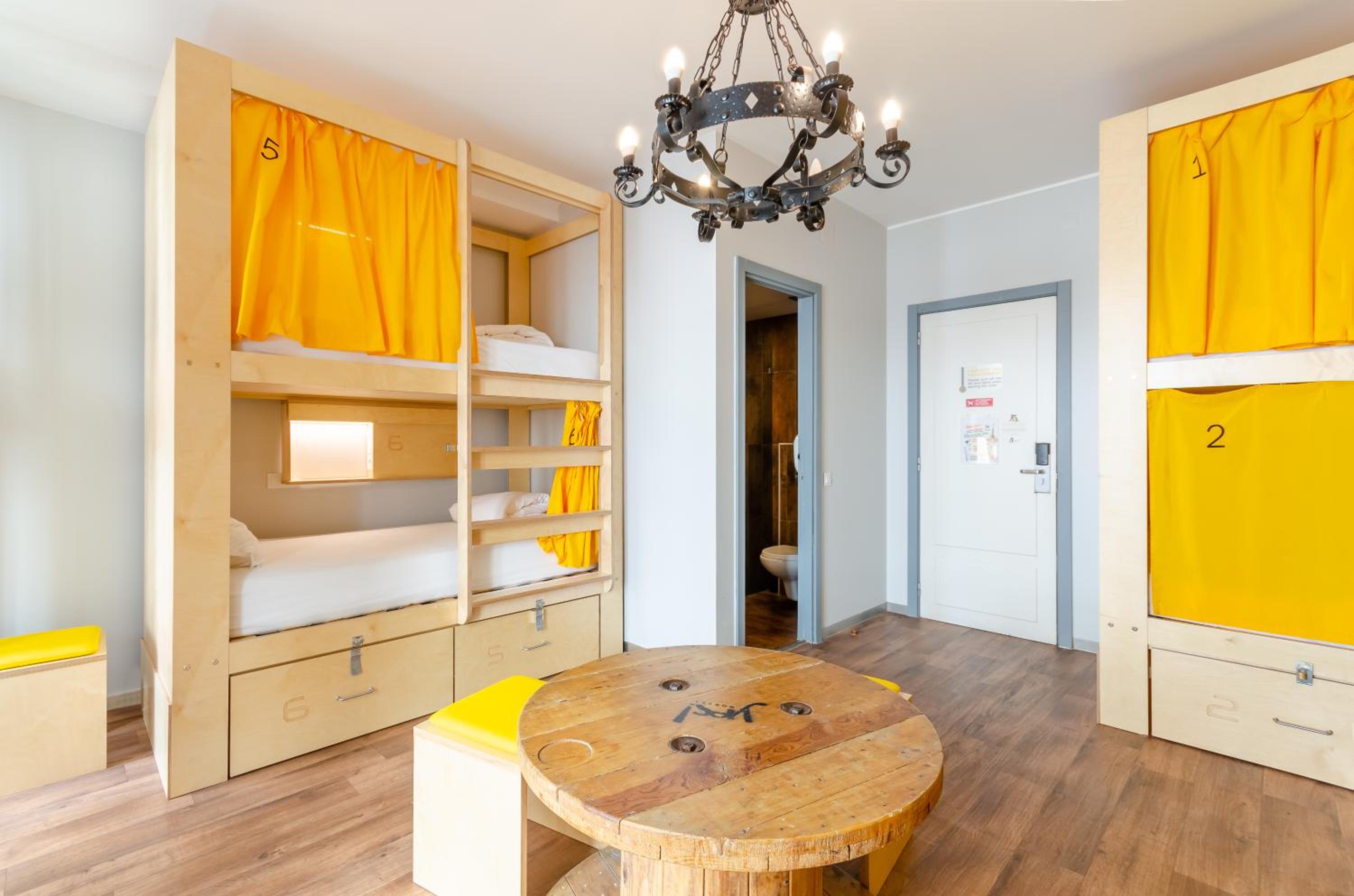 Yes Lisbon Hostel