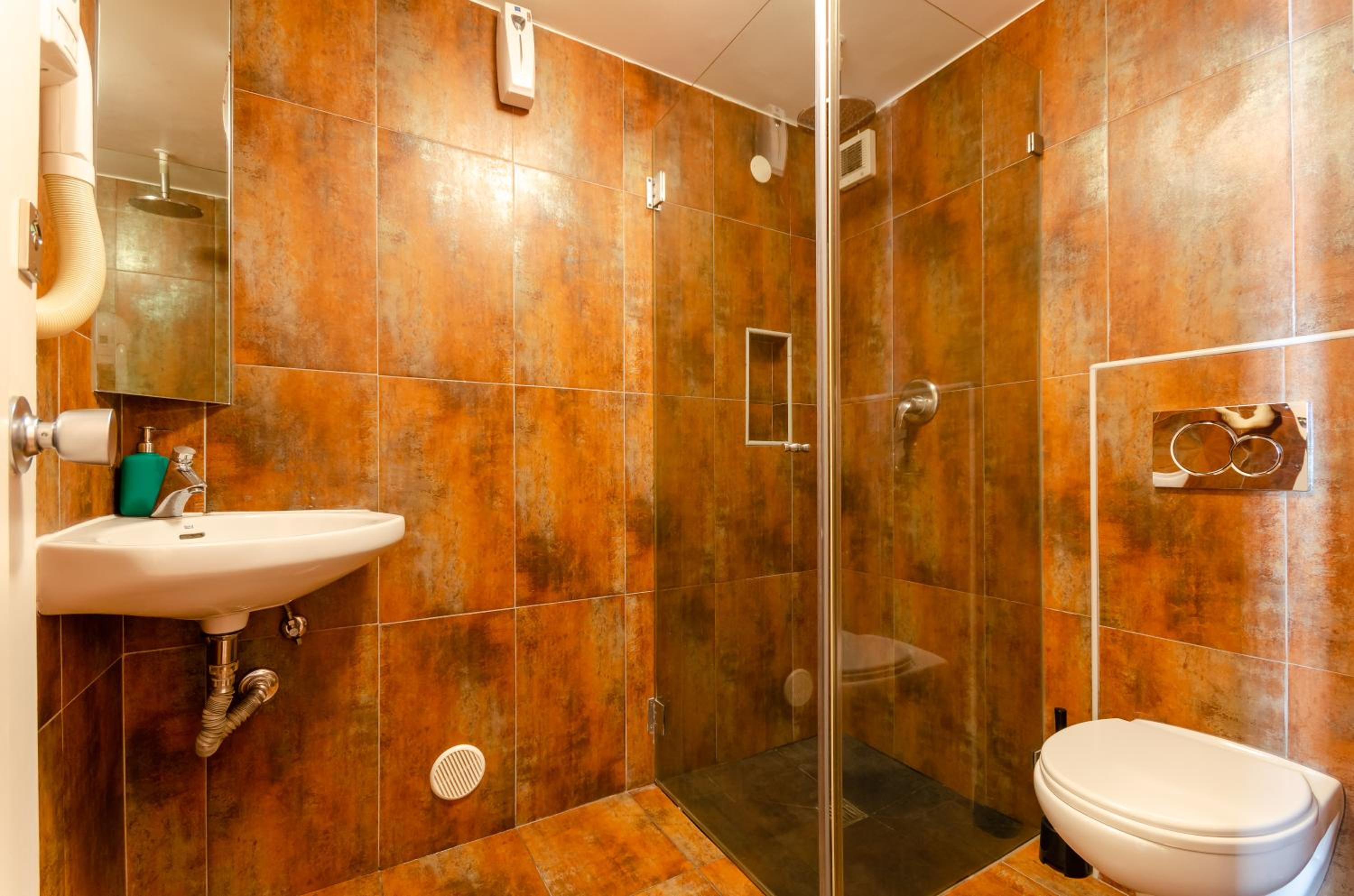 Yes Lisbon Hostel