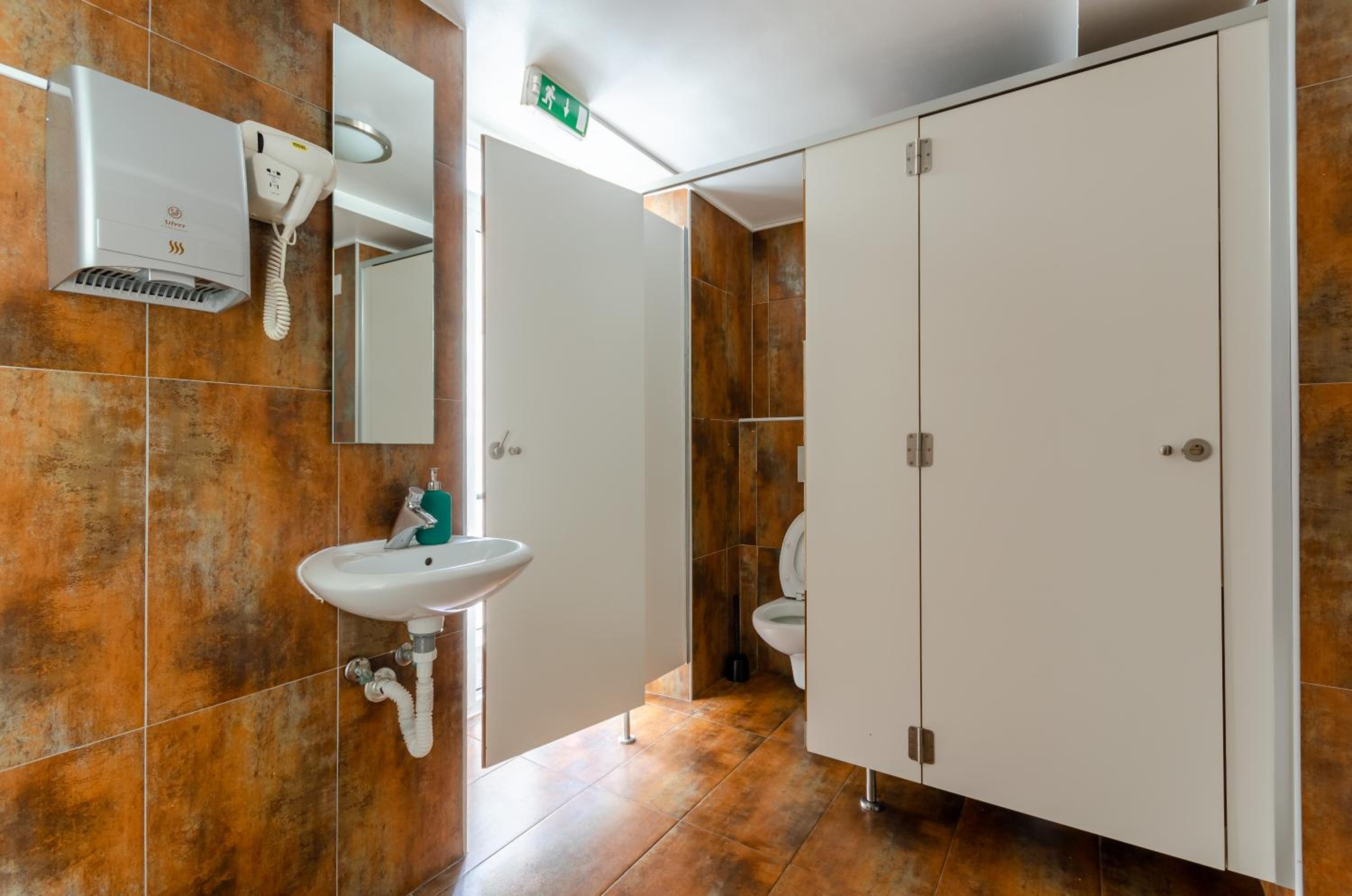 Yes Lisbon Hostel