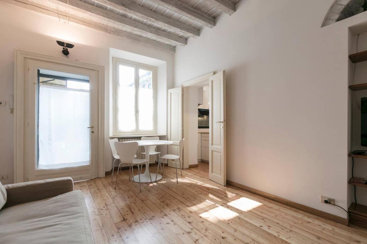 Easylife - Milano - Naviglio 46 P1 - Porta Genova