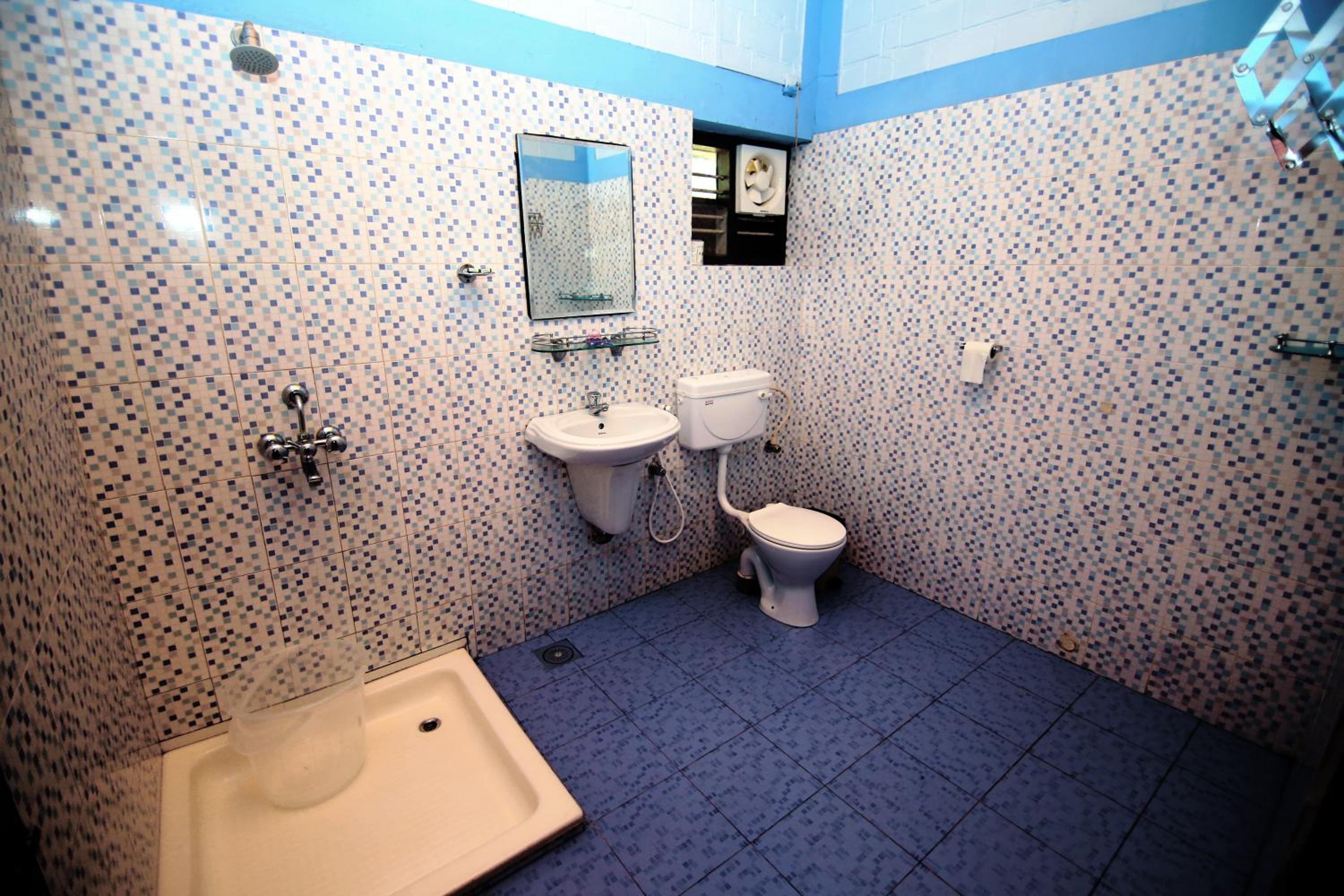 Photo 9