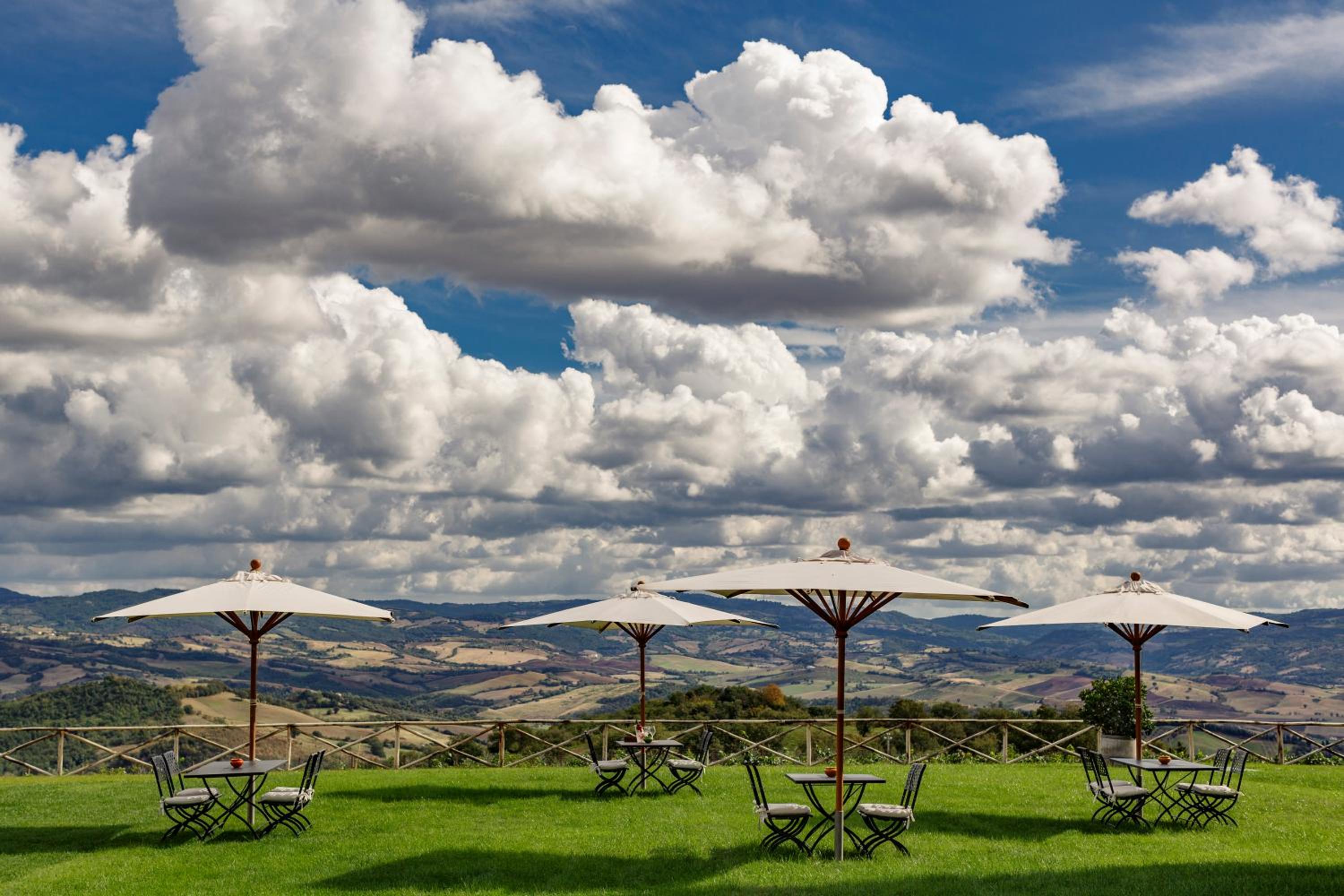 Wine Relais In Montecucco - ColleMassari Hospitality